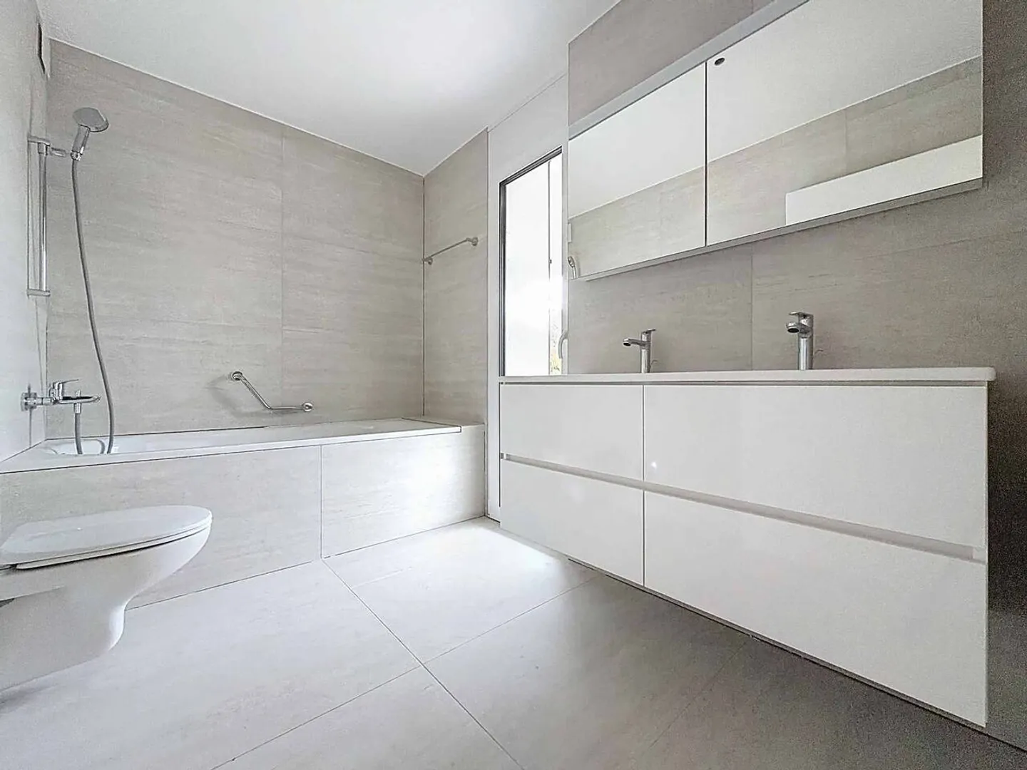 Nuova promozione: appartamento di 5,5 locali con terrazza coperta e giardino - Foto 8 di 13