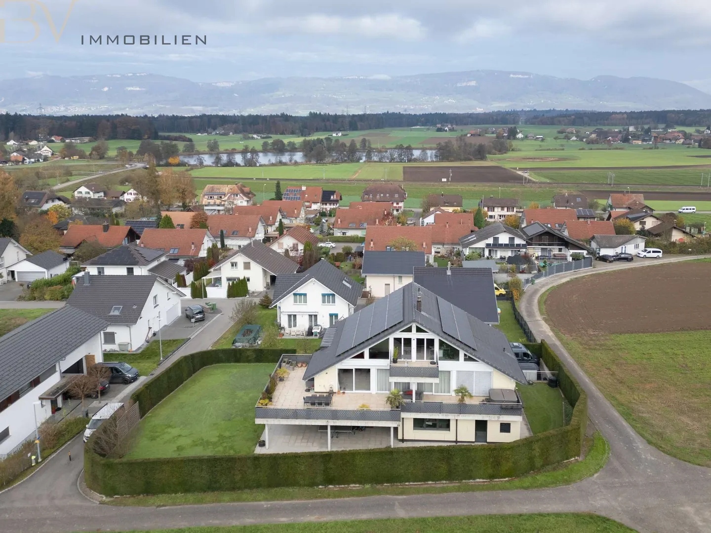 4.5 Zimmer Einfamilienhaus - Foto 3 von 18