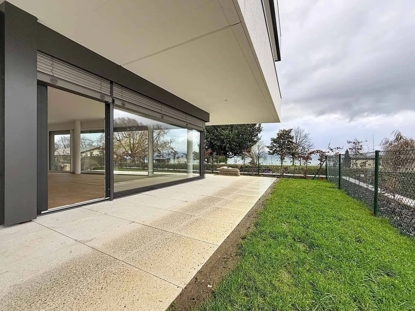 Nuova promozione: appartamento di 5,5 locali con terrazza coperta e giardino - Foto 11 di 13