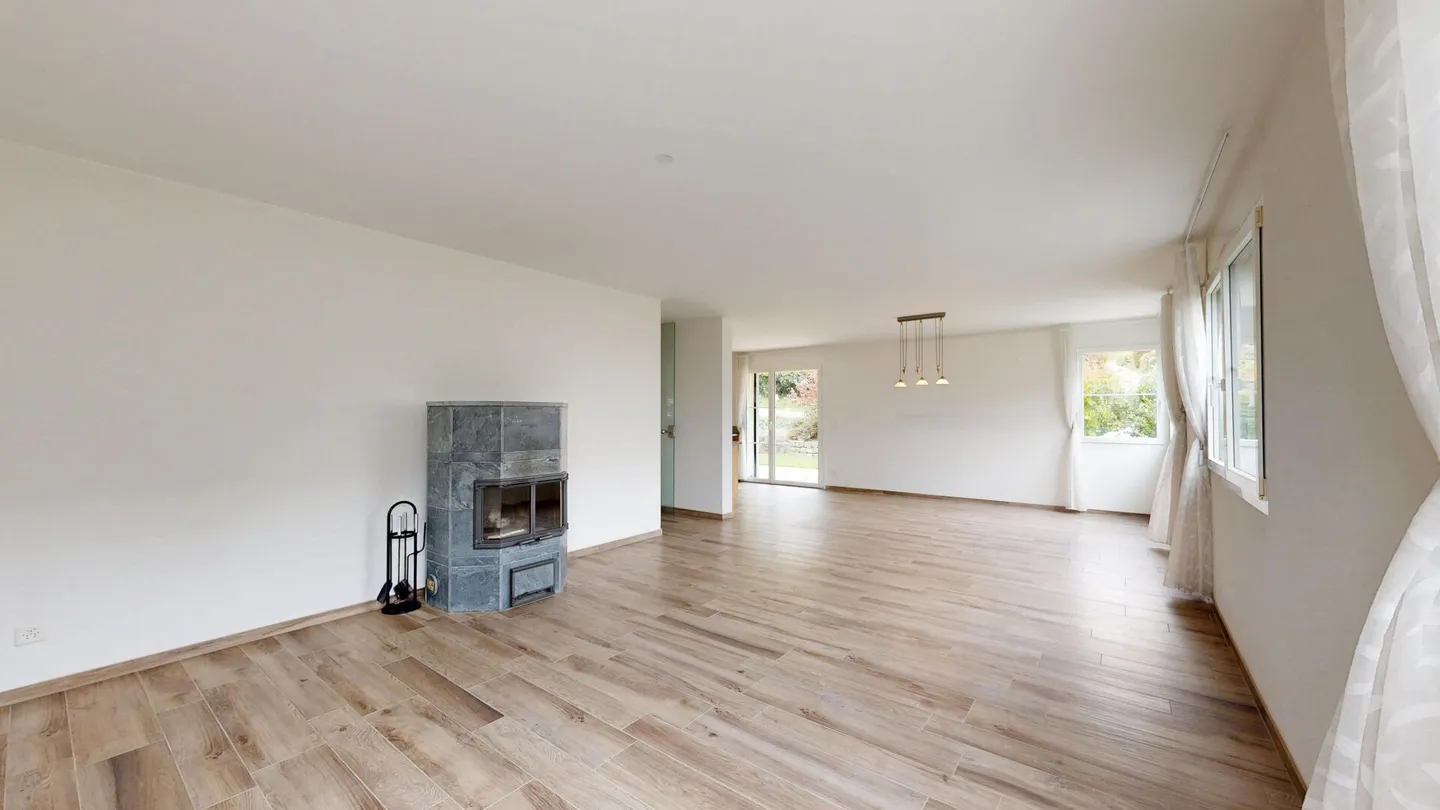 Spacious, barrier-free house - ideal for living, generations & therapy - Photo 4 of 25