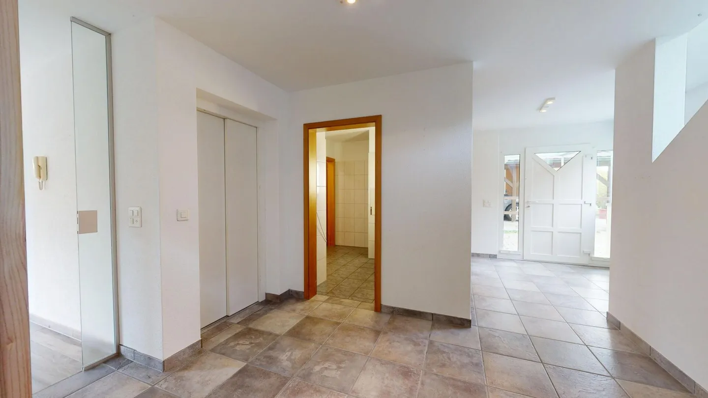 Spacious, barrier-free house - ideal for living, generations & therapy - Photo 7 of 25