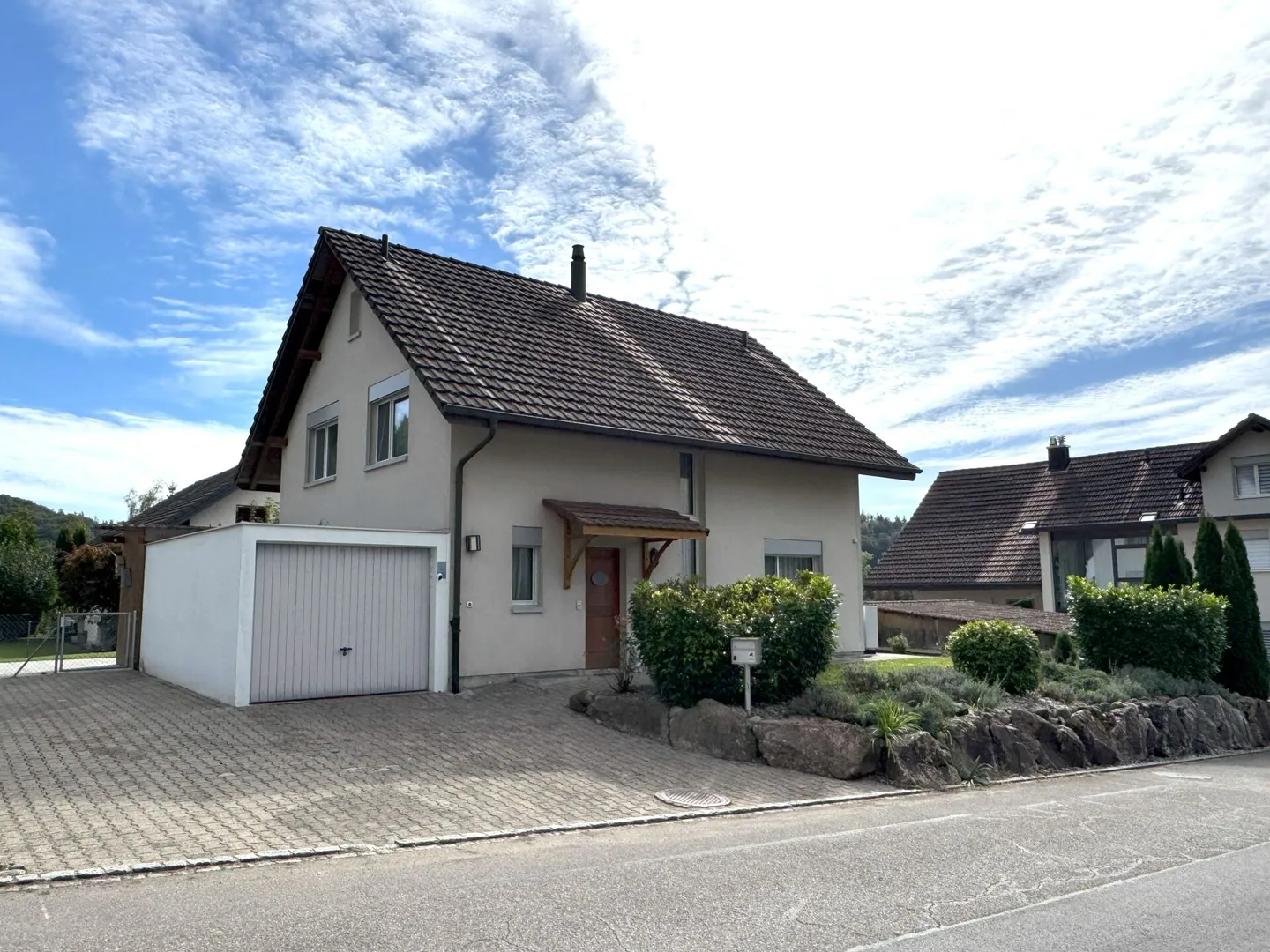 À vendre : Maison individuelle dans la verdure - Vivre avec qualité de vie - Photo 3 sur 15