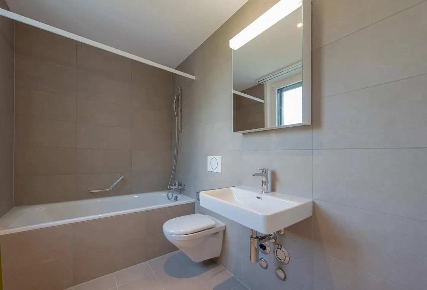 Appartement en attique à Lyss recherché ? - Photo 3 sur 9