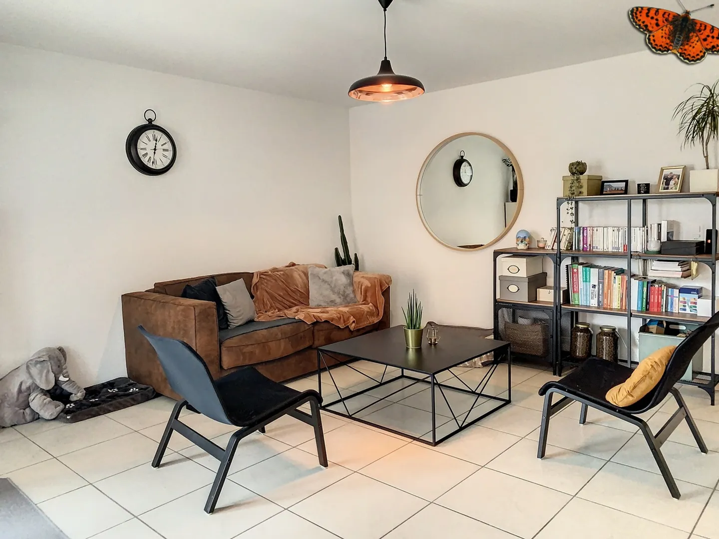 2 ½ STANZE - Ultimo Piano! - Foto 3 di 8