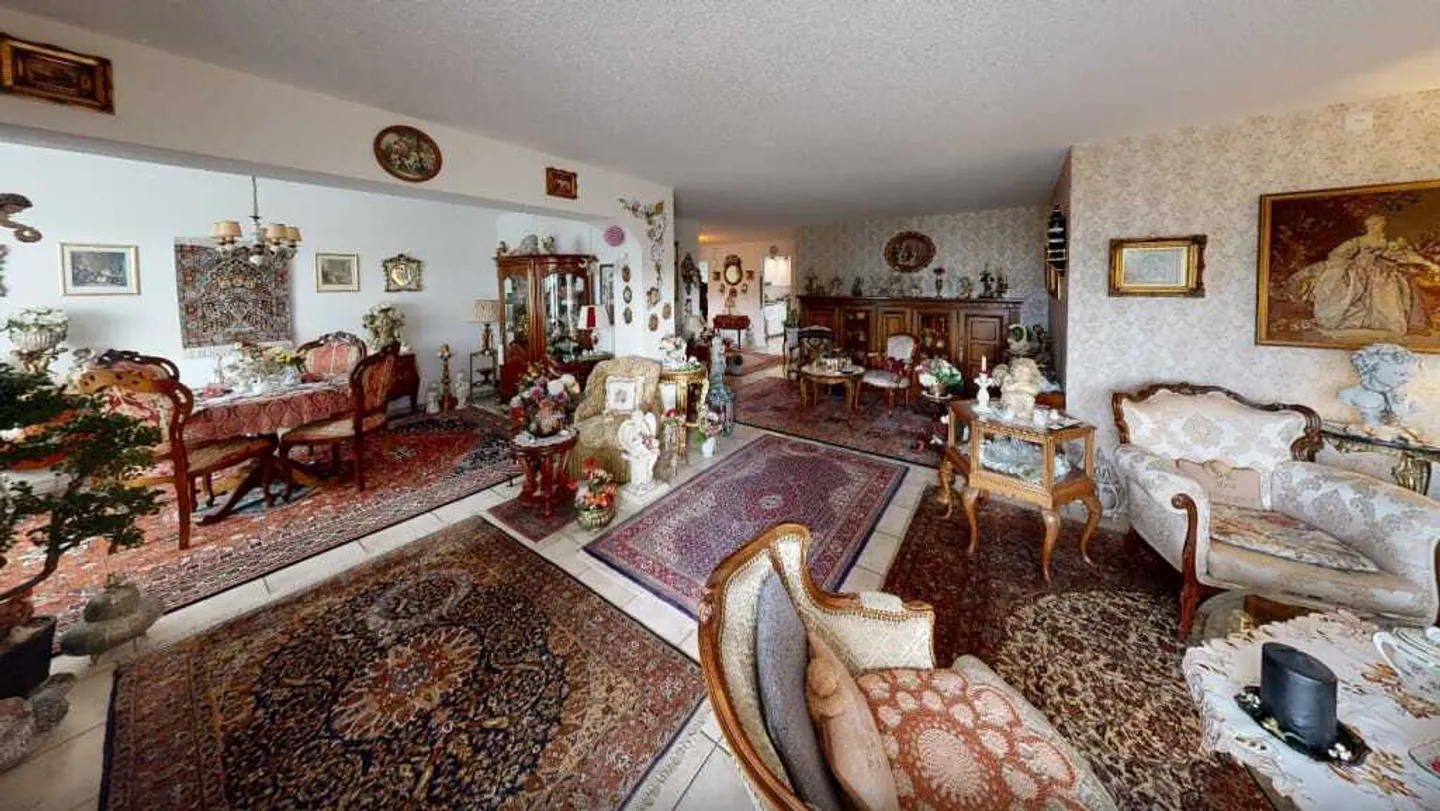 Appartement spacieux de 5,5 pièces avec 3 balcons à Thun - Photo 3 sur 11