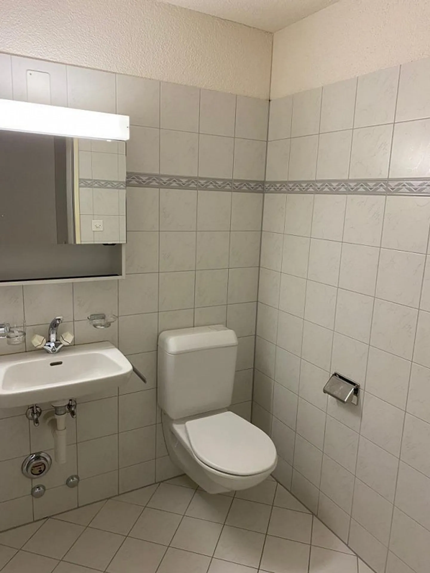 Helle und gemütliche Wohnung mit Balkon - Foto 2 von 2