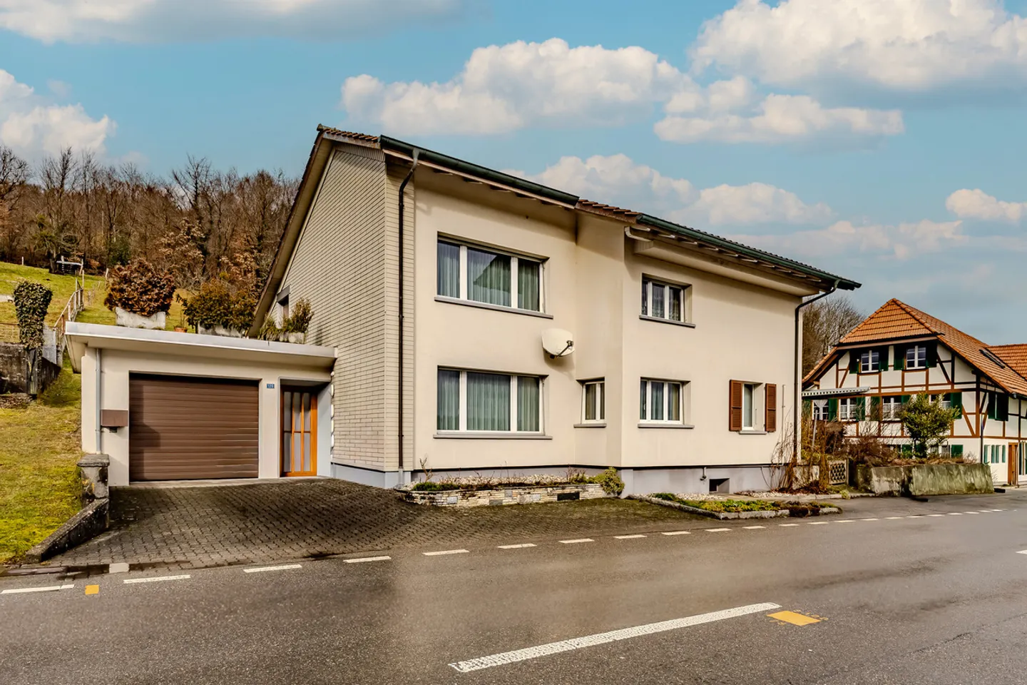 Maison individuelle spacieuse avec réserve de terrain - Photo 10 sur 12