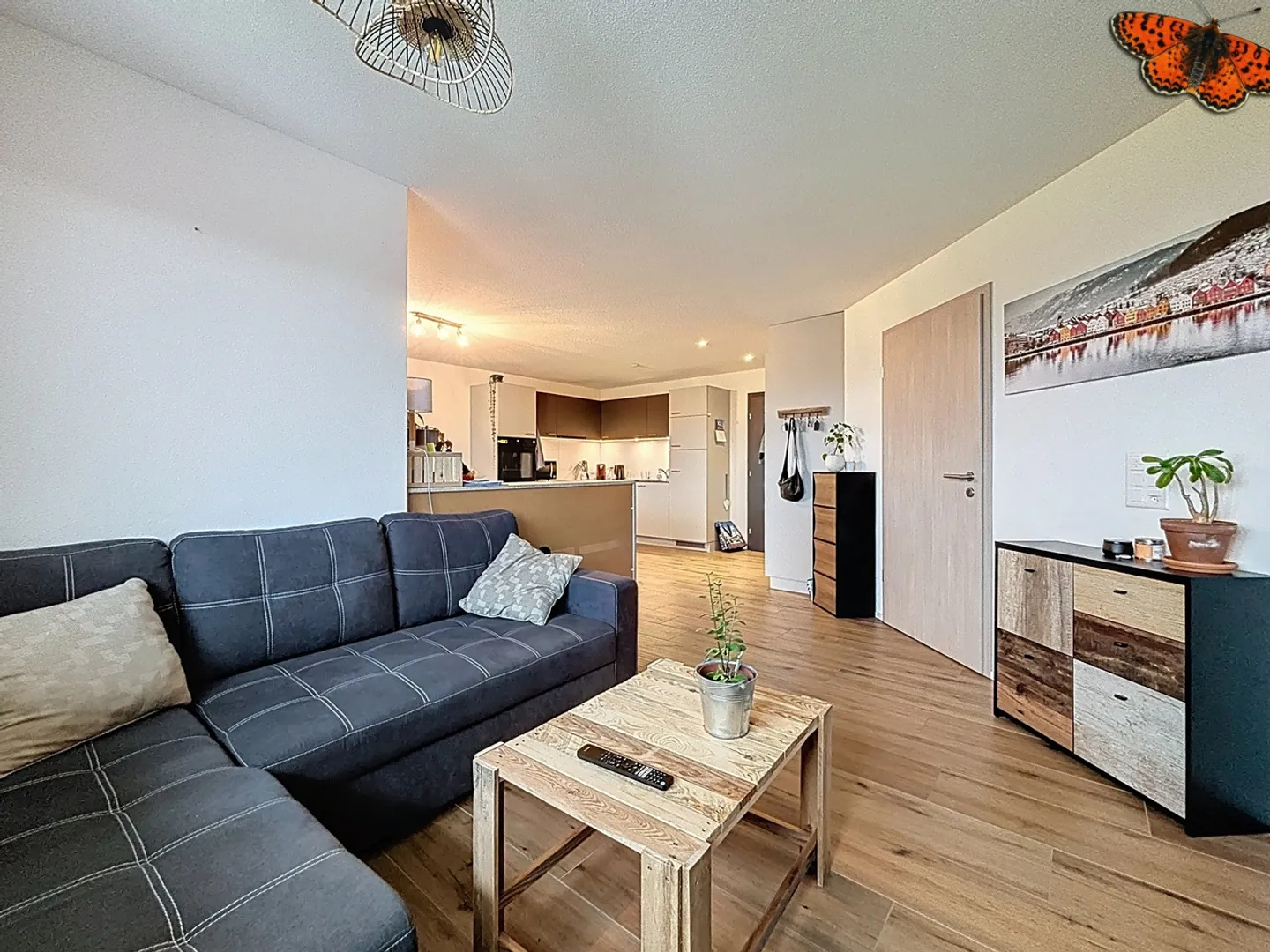 Superbo appartamento di 2,5 locali con balcone esposto a sud-ovest a Billens - Foto 3 di 11