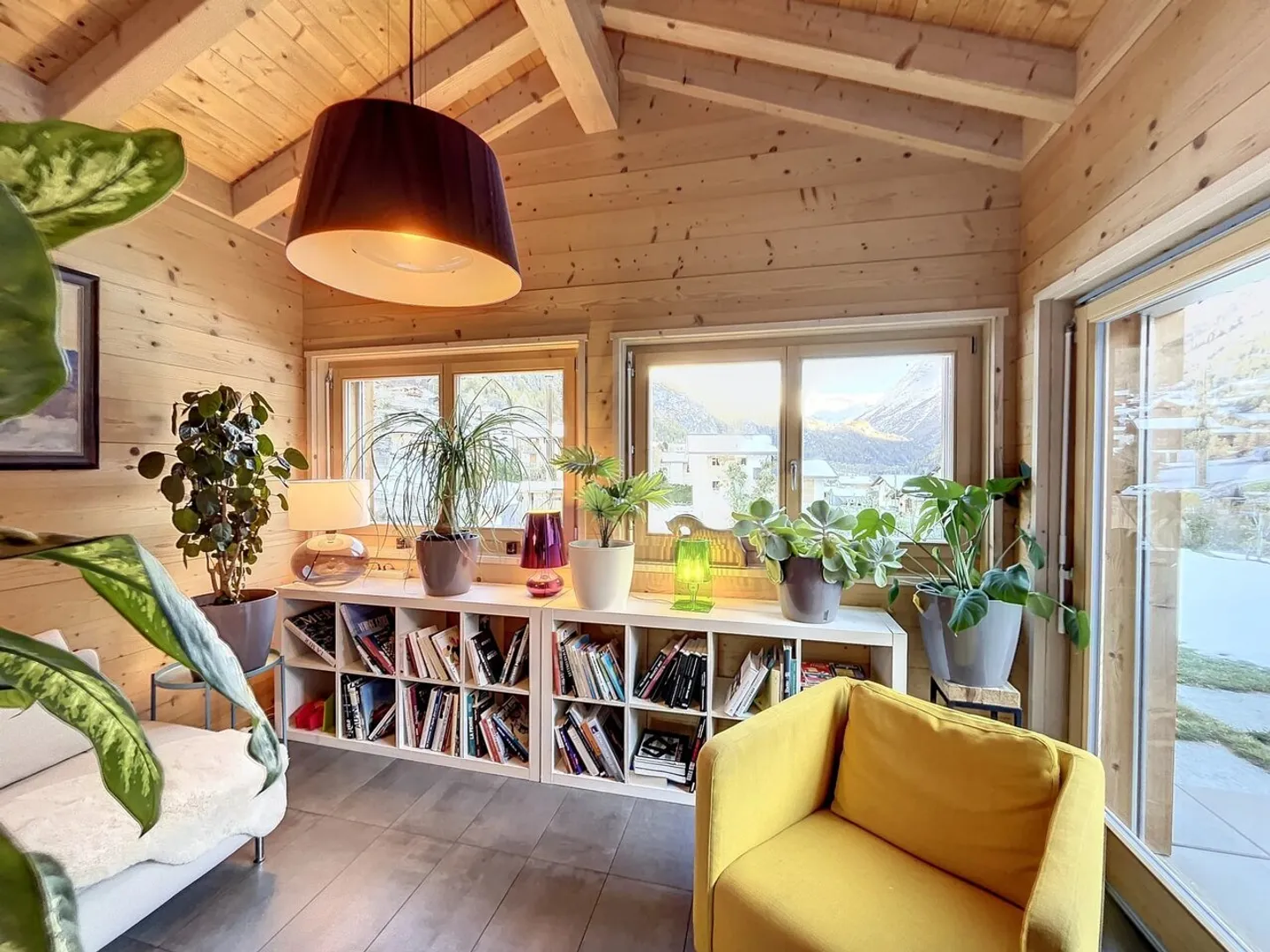 Magnificent individual chalet in the heart of a residential environment - Photo 5 of 10