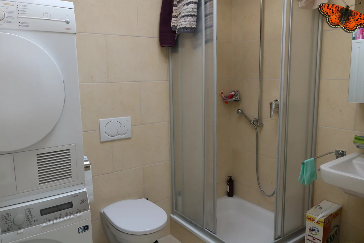 2 ½ STANZE - Ultimo Piano! - Foto 8 di 8