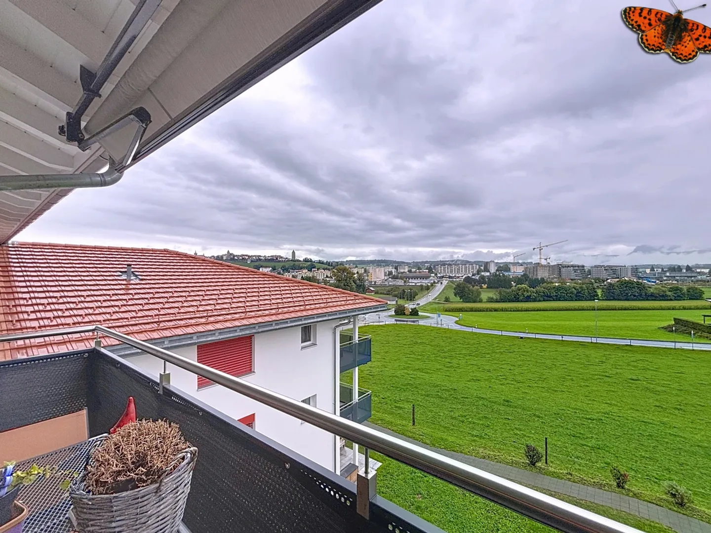 Superbo appartamento di 2,5 locali con balcone esposto a sud-ovest a Billens - Foto 8 di 11