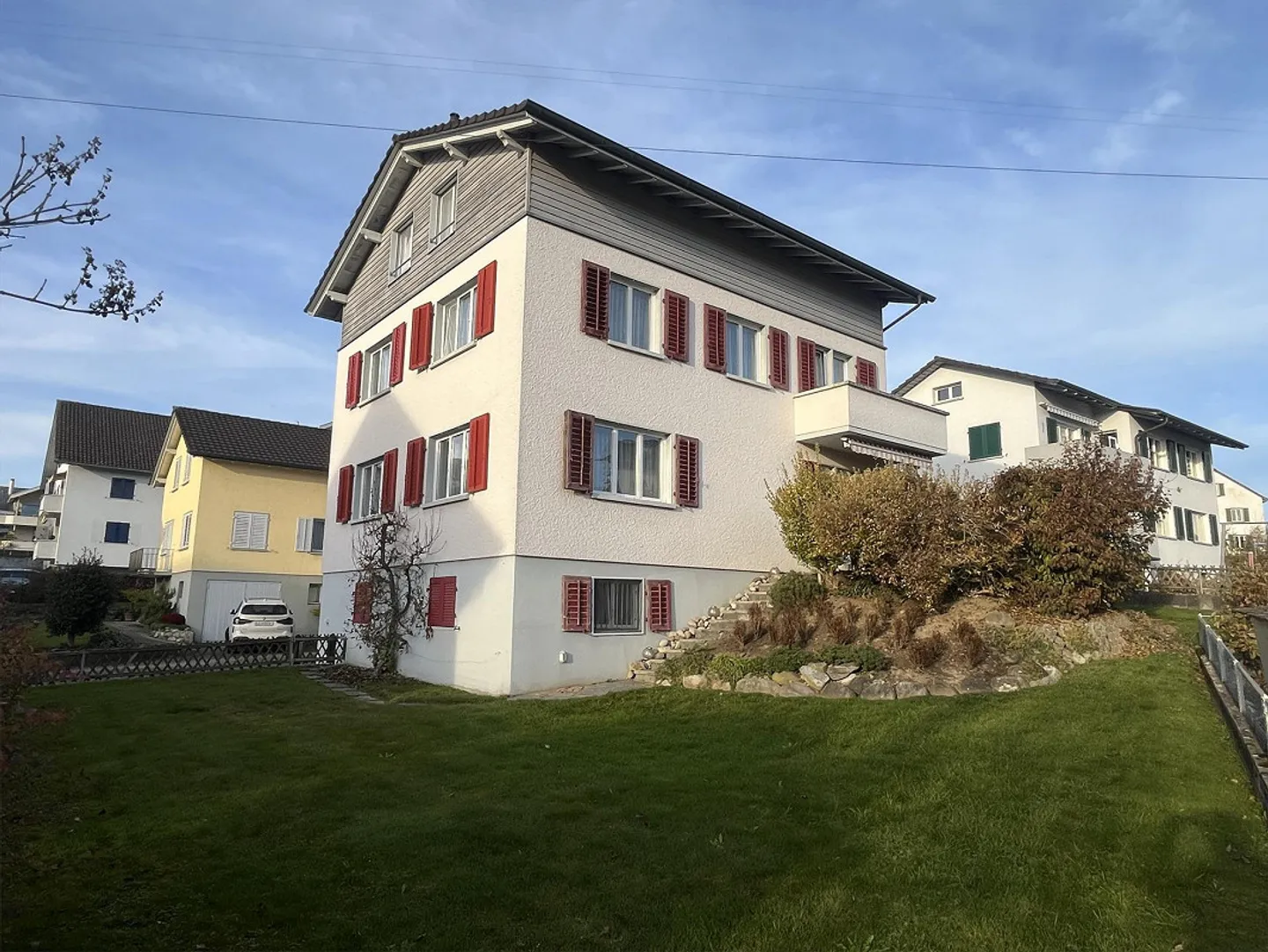 Einfamilienhaus mit Einliegerwohnung - Foto 1 von 12
