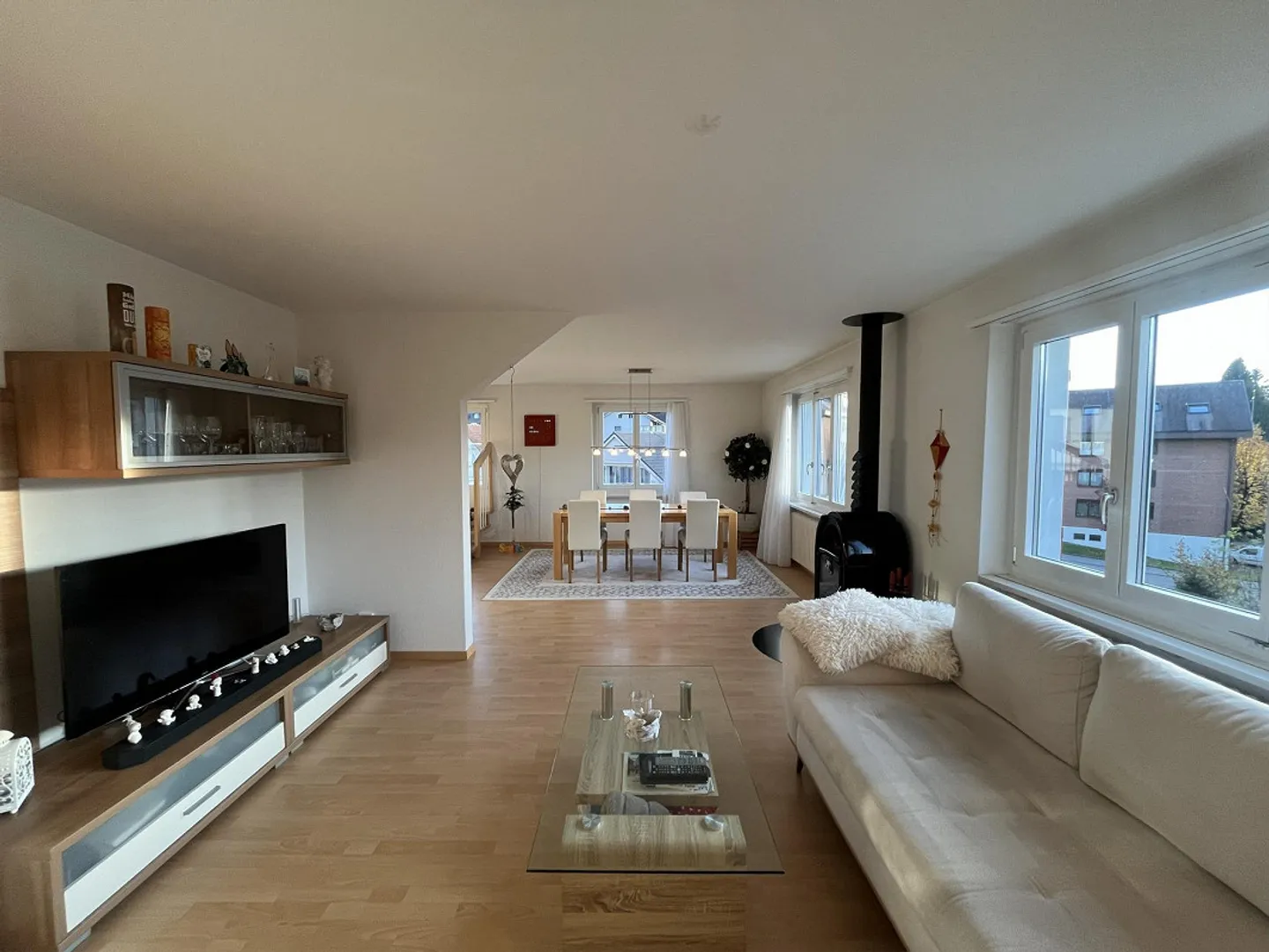 Einfamilienhaus mit Einliegerwohnung - Foto 3 von 12