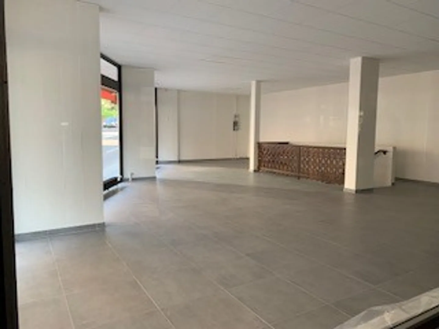 Espace Commercial aux Eaux-Vives - Photo 5 sur 5