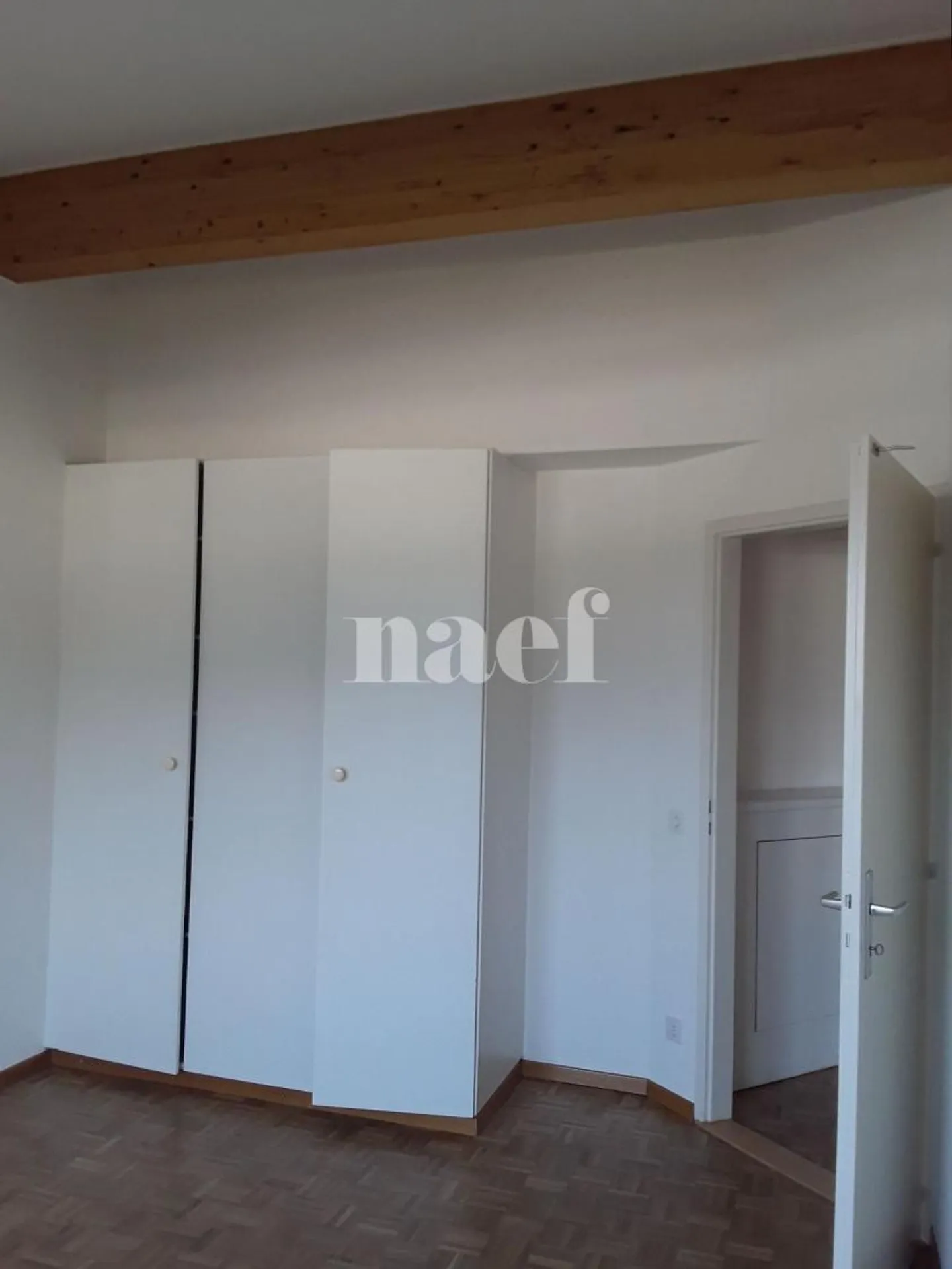 4-room apartment in the Thônex district - Photo 7 of 12