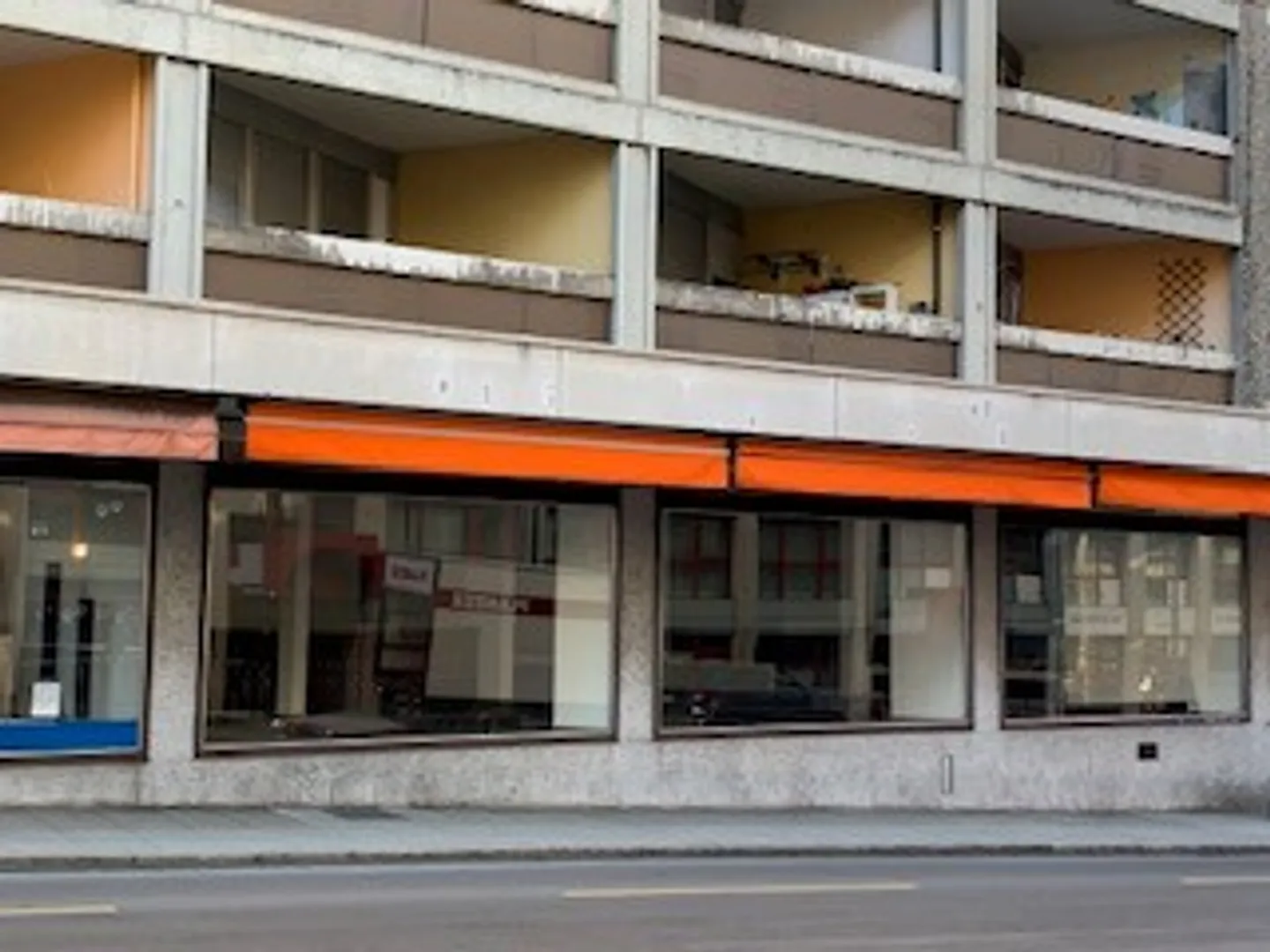 Espace Commercial aux Eaux-Vives - Photo 1 sur 5