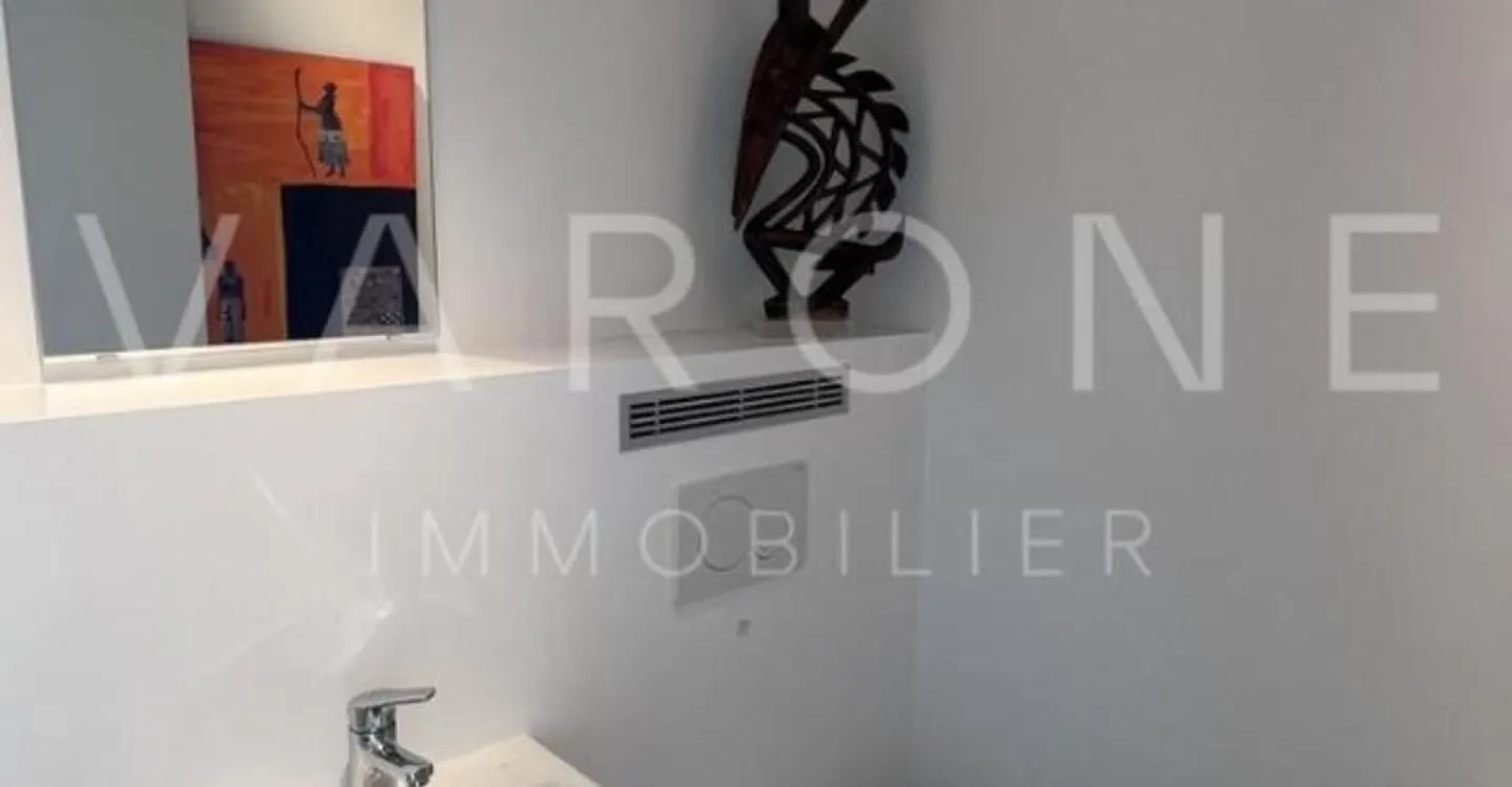 Contemporary penthouse with panoramic terrace - Photo 5 of 11