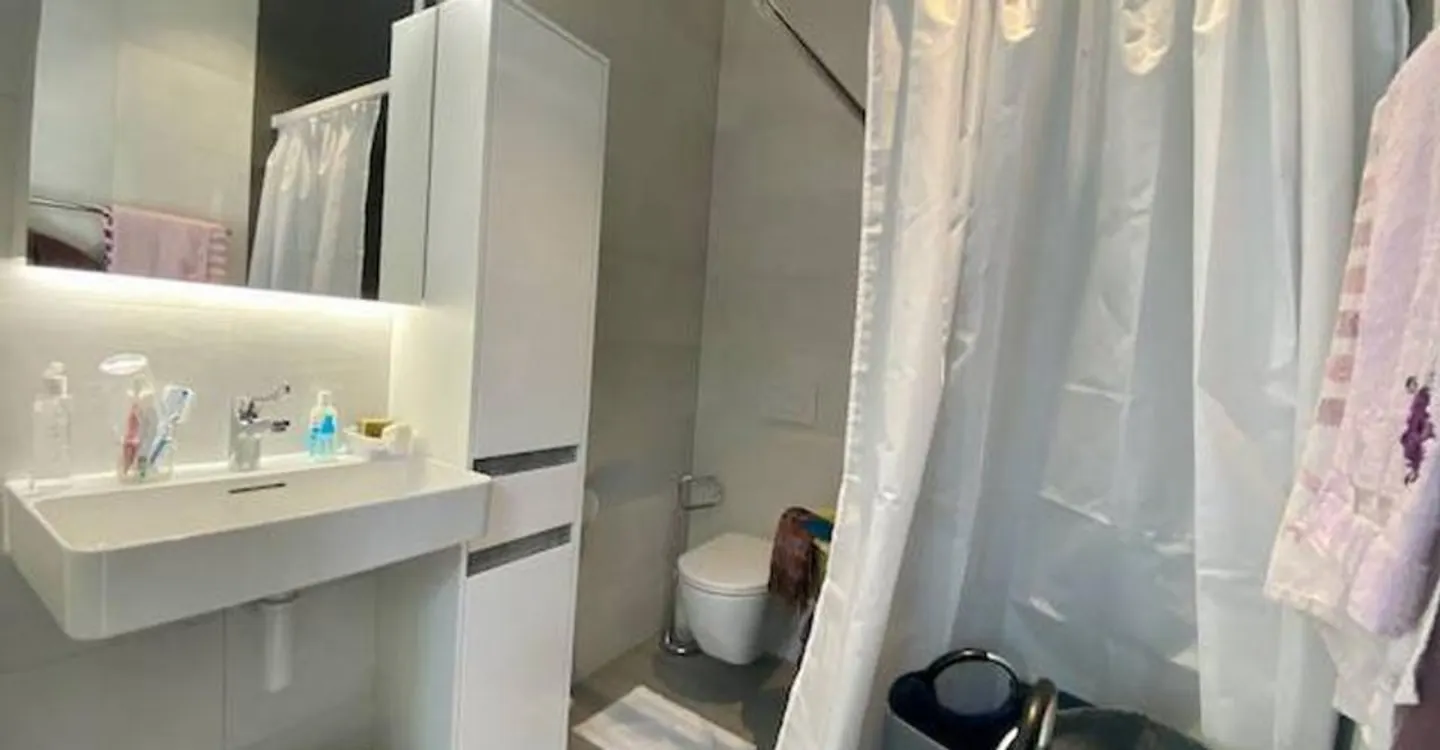 Beautiful apartment (k) 2 rooms rented, with storage and parking space - Photo 6 of 8