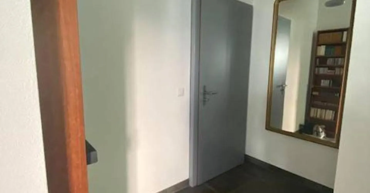 Beautiful apartment (k) 2 rooms rented, with storage and parking space - Photo 7 of 8