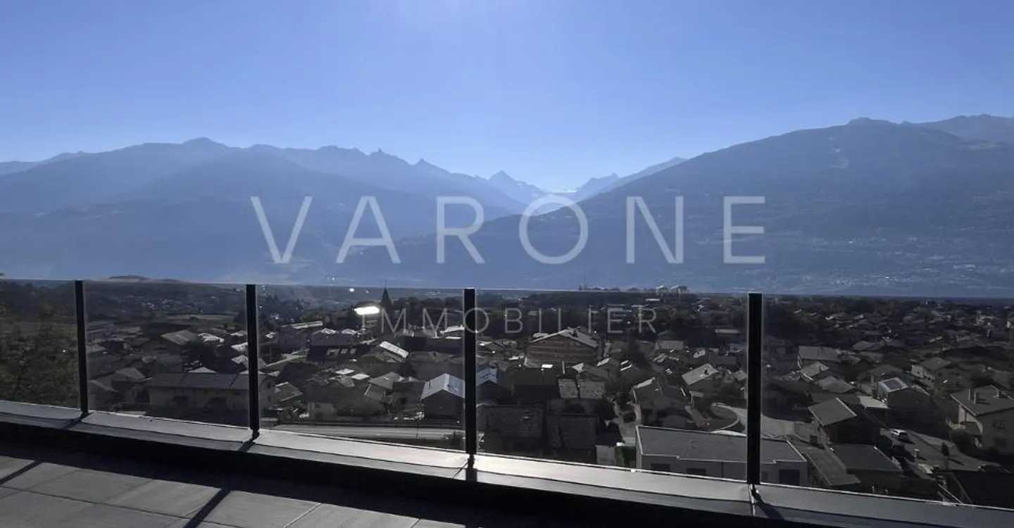 Contemporary penthouse with panoramic terrace - Photo 11 of 11
