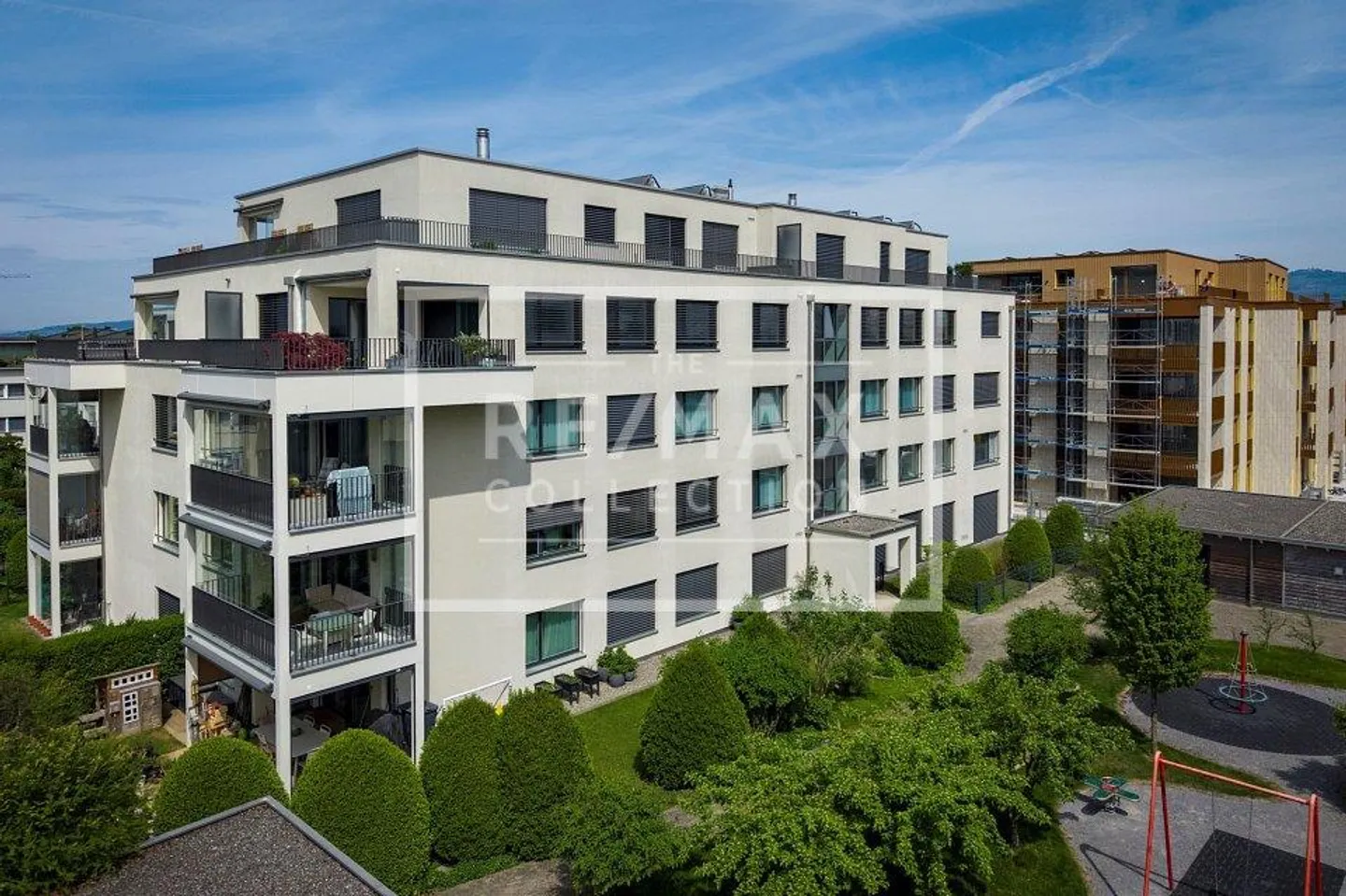 Appartement moderne de 5,5 pièces dans un emplacement privilégié - Vie élégante au standard Minergie / Lachen SZ - Photo 1 sur 13