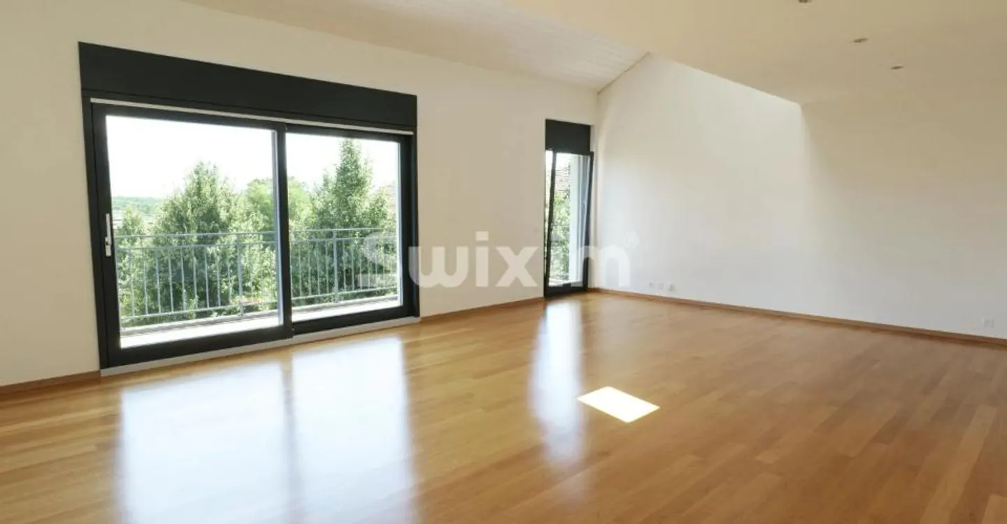 Wunderschöne Penthouse mit großzügigen Volumen - Foto 2 von 9