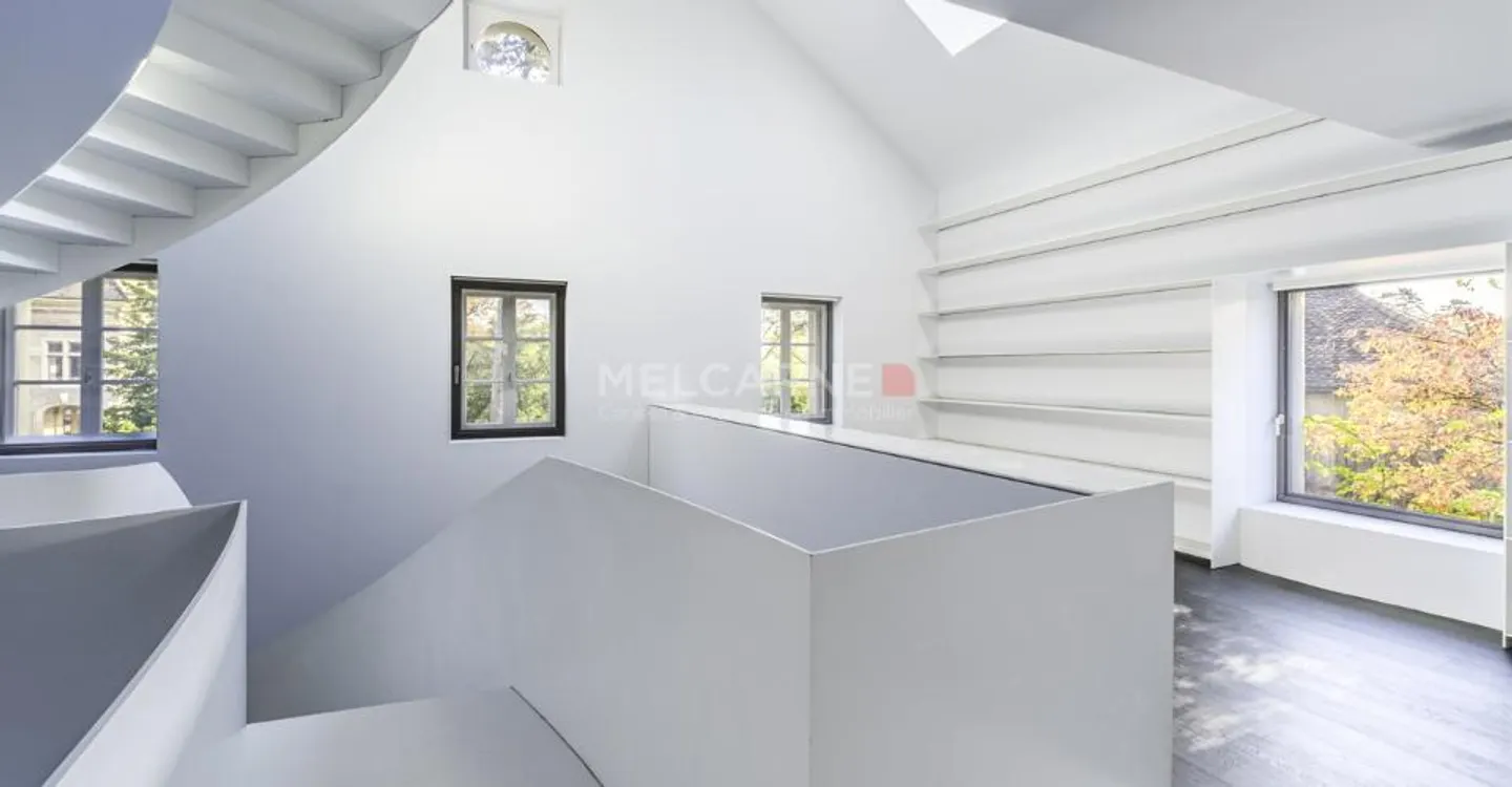 House with 11 rooms - Photo 6 of 6
