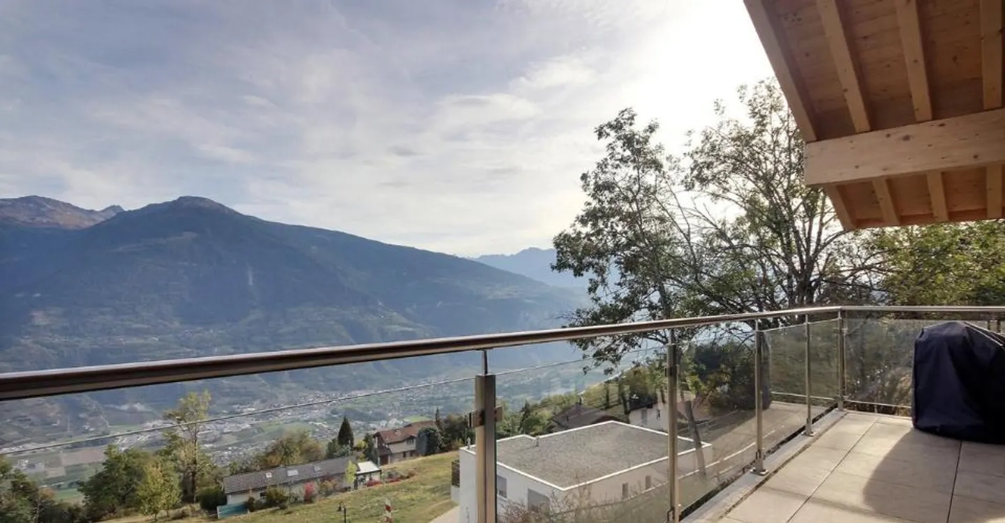Stunning New Individual Villa with 5.5 Rooms - Photo 11 of 11