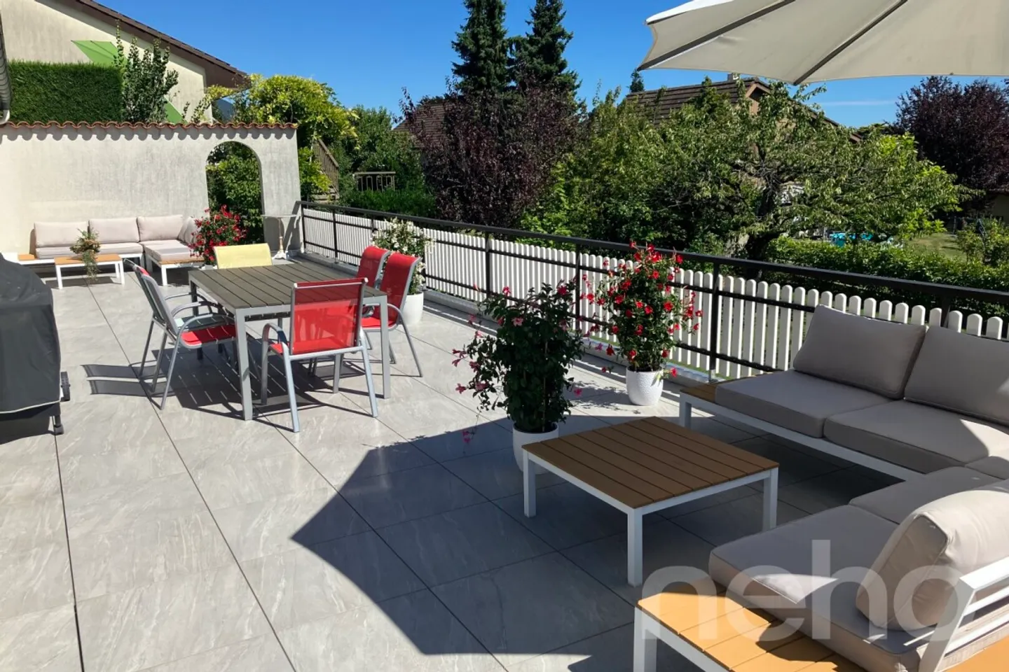 Detached house with large garden and office in Colombier - Photo 1 of 12
