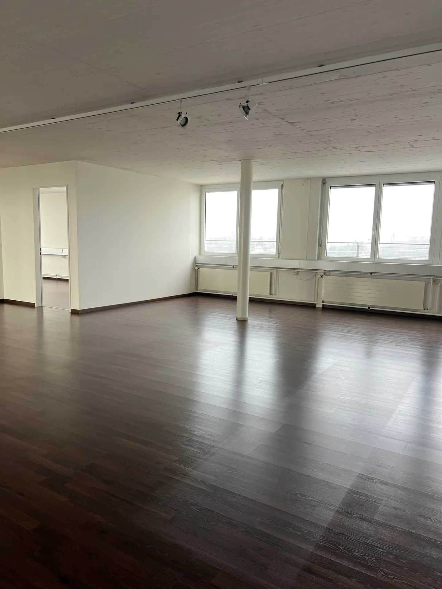 Bürofläche für ernsthafte Teams - Foto 3 von 9