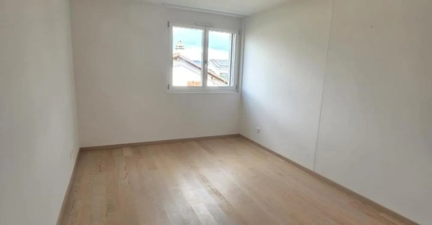 Appartamento di 98 m2, 4 stanze al 1° piano, senza ascensore - Foto 6 di 12