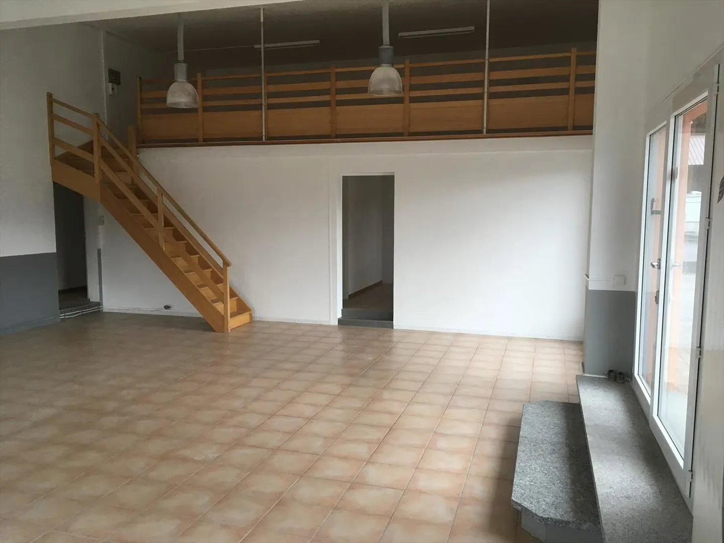 Commercial Space in Port-Valais - Photo 1 of 1