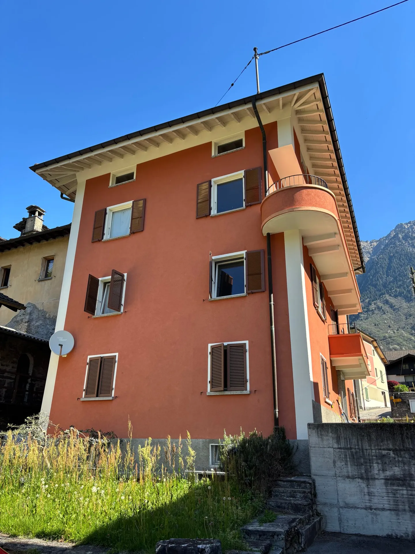 Blenio Valley, Charming house with generous spaces! - Photo 2 of 11