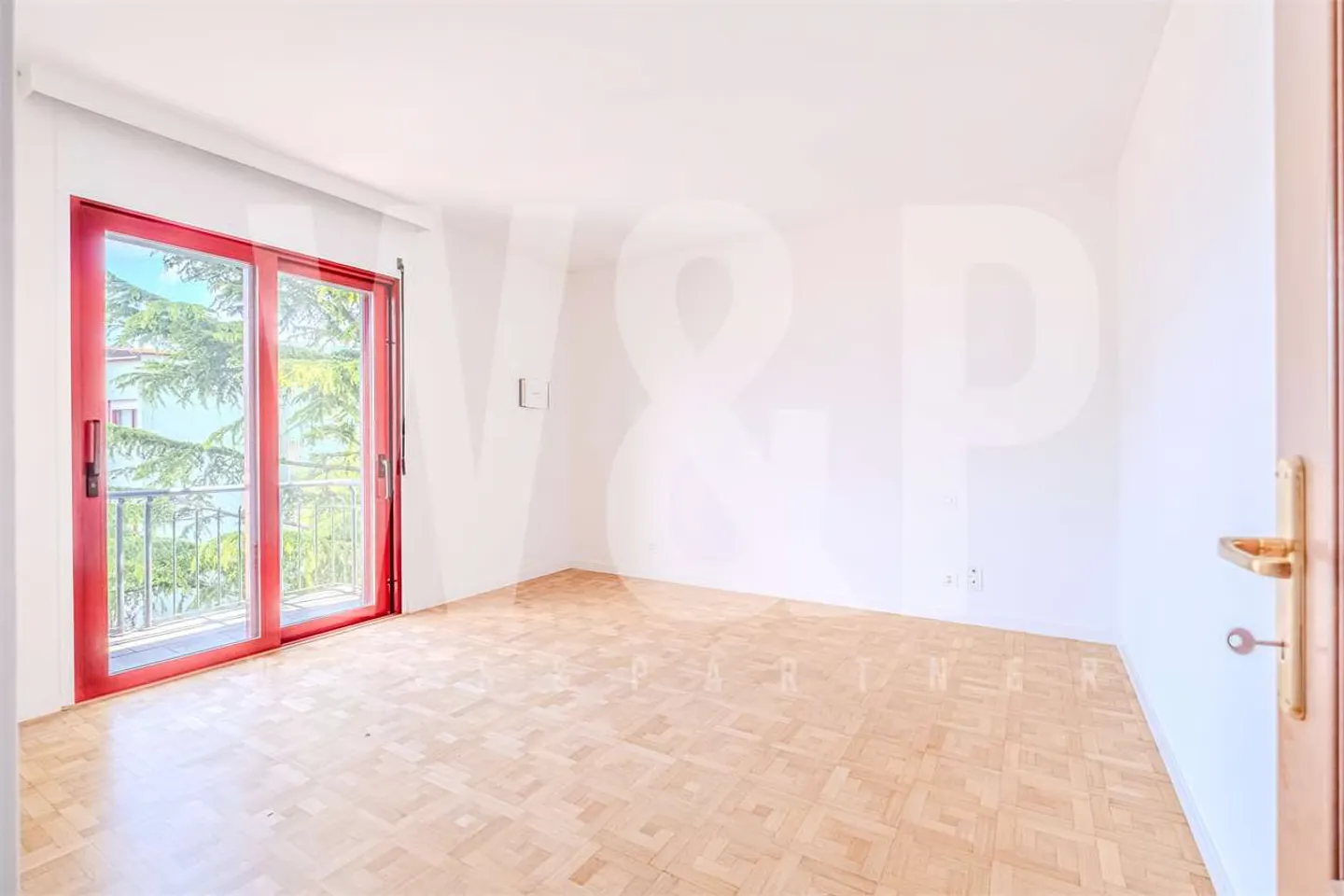Lugano prächtige 5.5 komplett renoviert - Foto 6 von 13