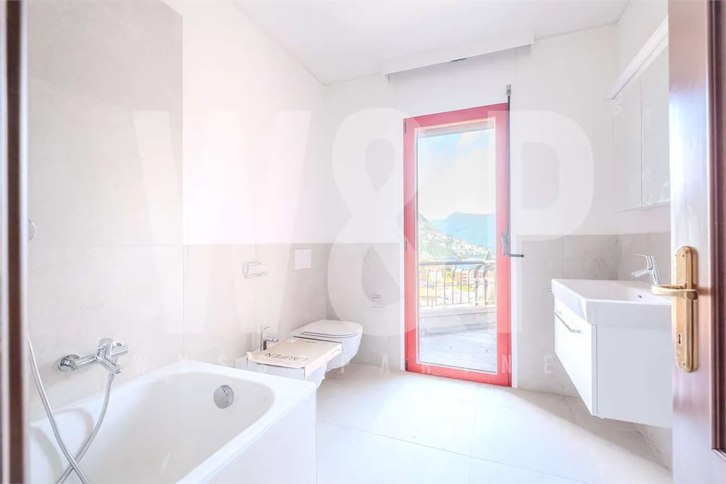 Lugano prächtige 5.5 komplett renoviert - Foto 9 von 13
