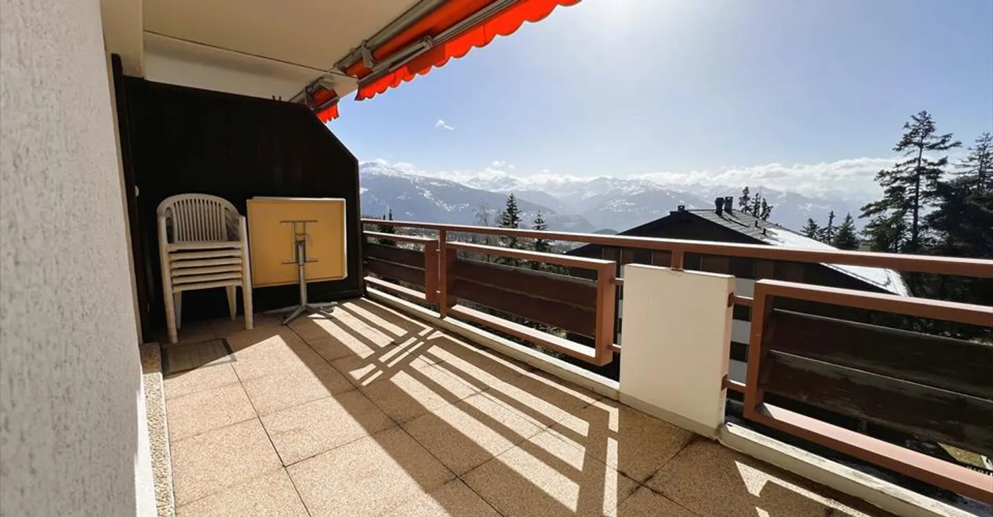 ZUR SAISON: Geräumige und helle 3,5 Zimmer - Wunderschöner Blick - Gut gelegen - Ort t - Foto 14 von 17