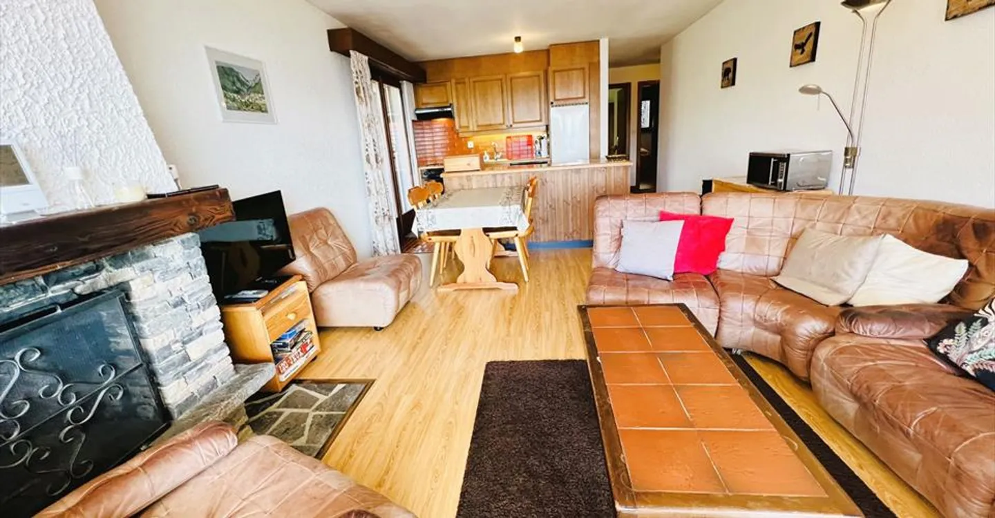 ZUR SAISON: Geräumige und helle 3,5 Zimmer - Wunderschöner Blick - Gut gelegen - Ort t - Foto 4 von 17