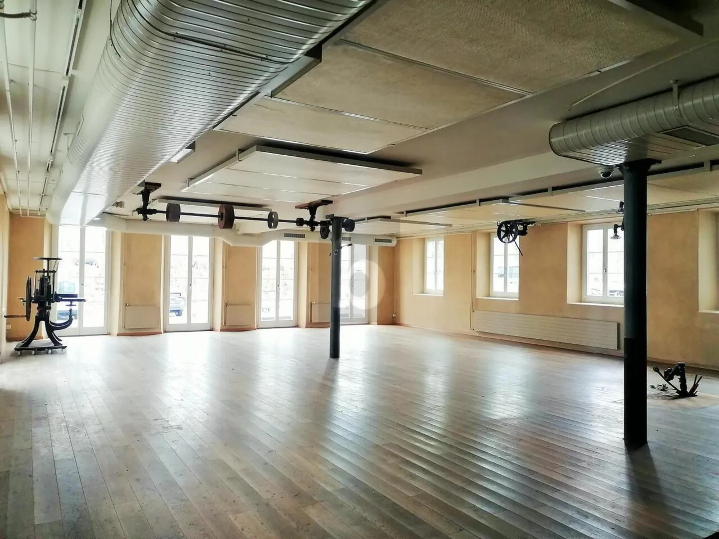 SPACIOUS IN A CENTRAL LOCATION - Photo 1 of 6