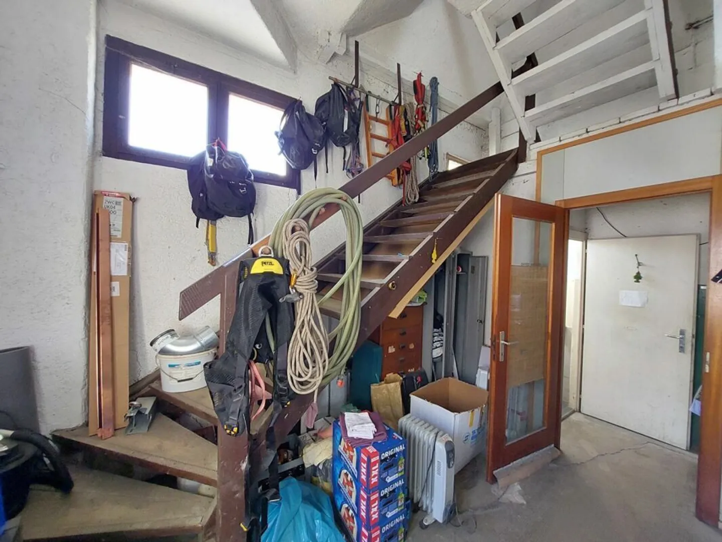 Warehouse, garage and multifunctional workshop - Photo 8 of 9