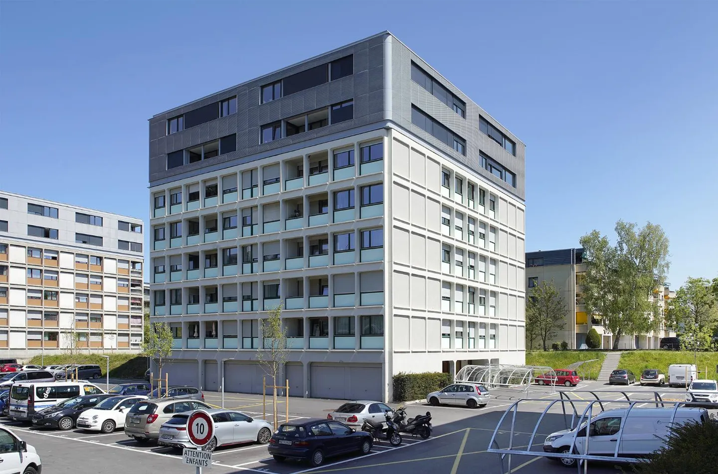 2.5 Room Apartment - Photo 1 of 6