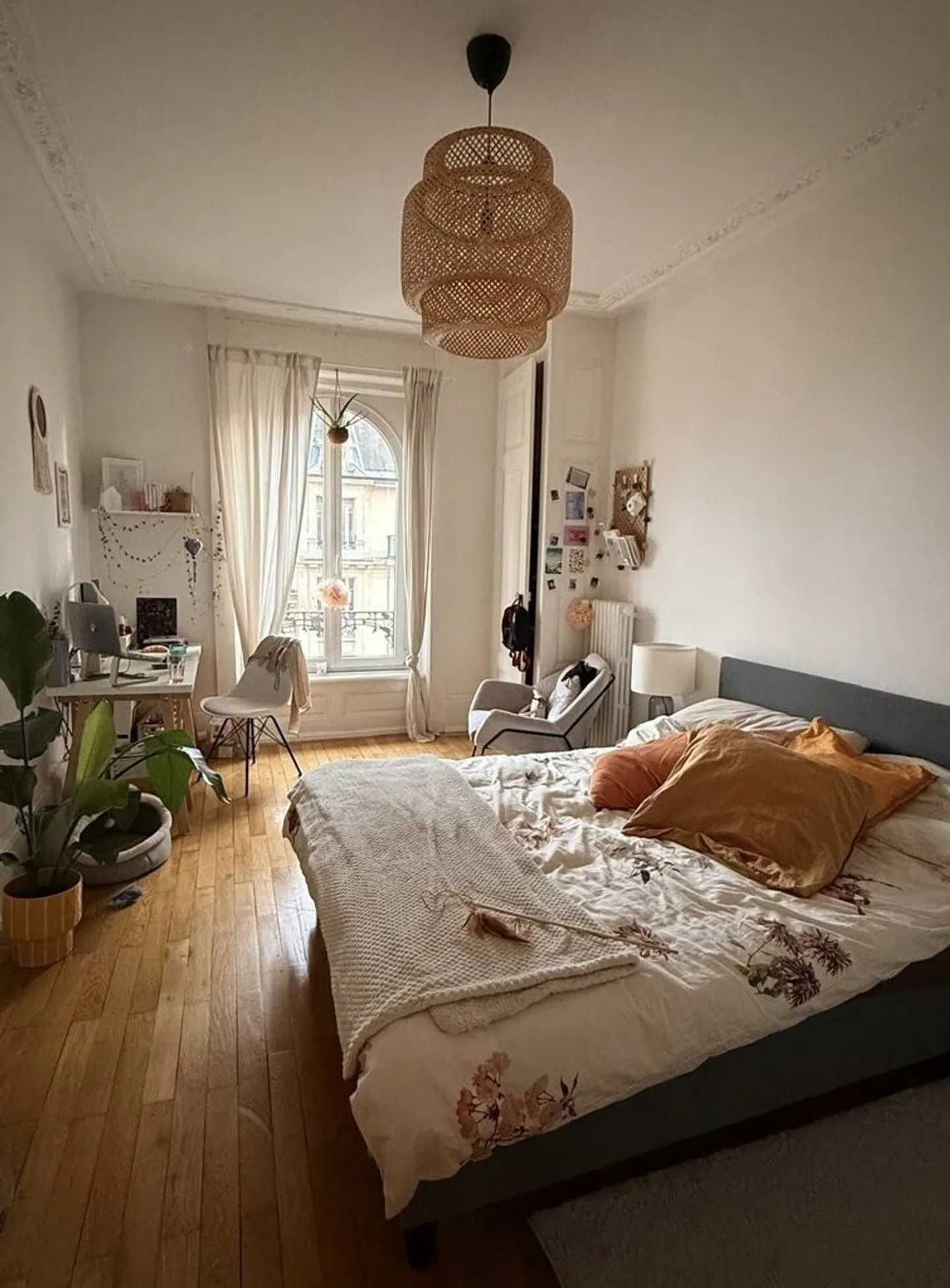 Charming 5.5 room bright apartment in the heart of Lausanne - Photo 3 of 6