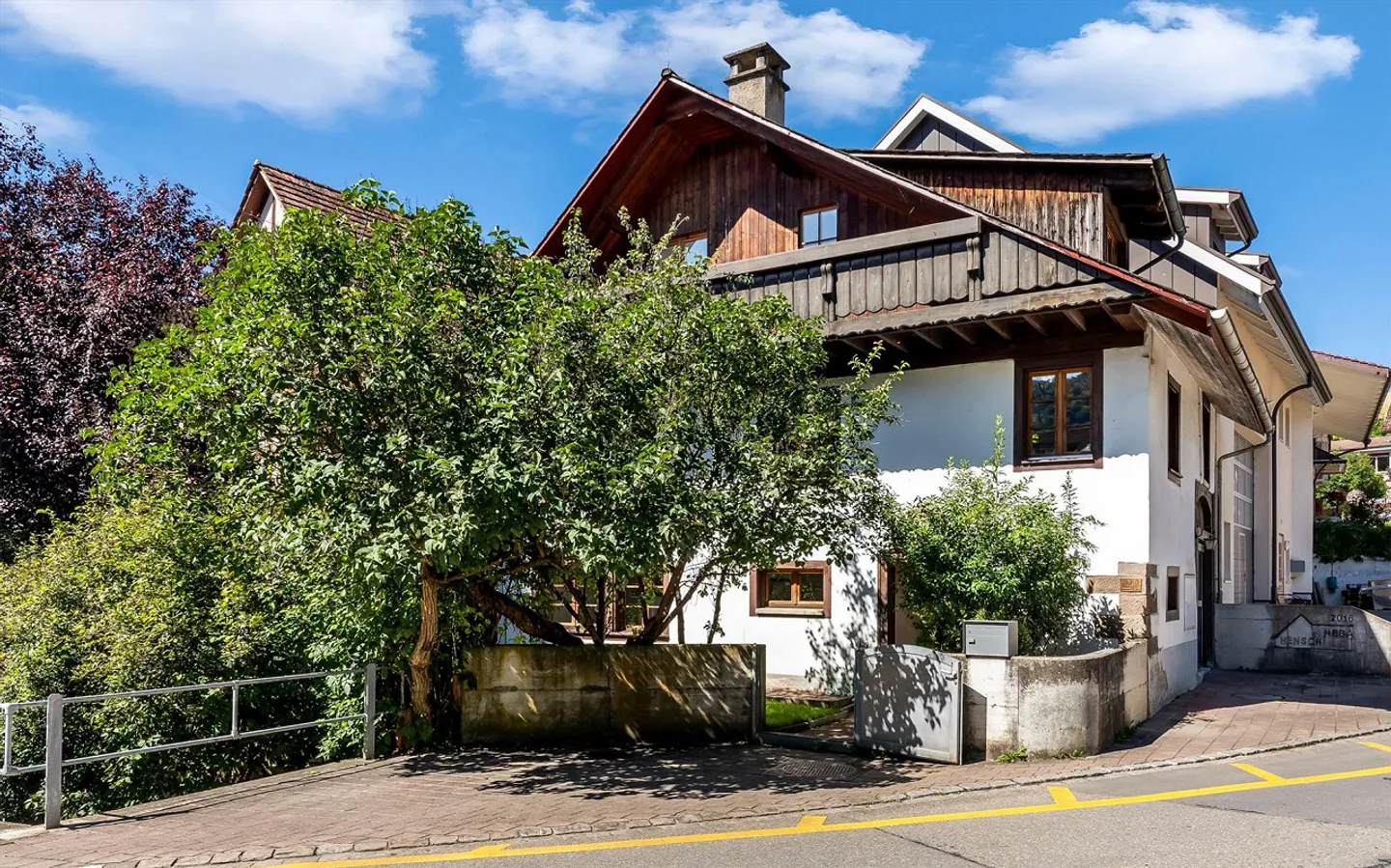 Une maison, de nombreuses possibilités ? Idéale et centrale à Beggingen - Photo 2 sur 7