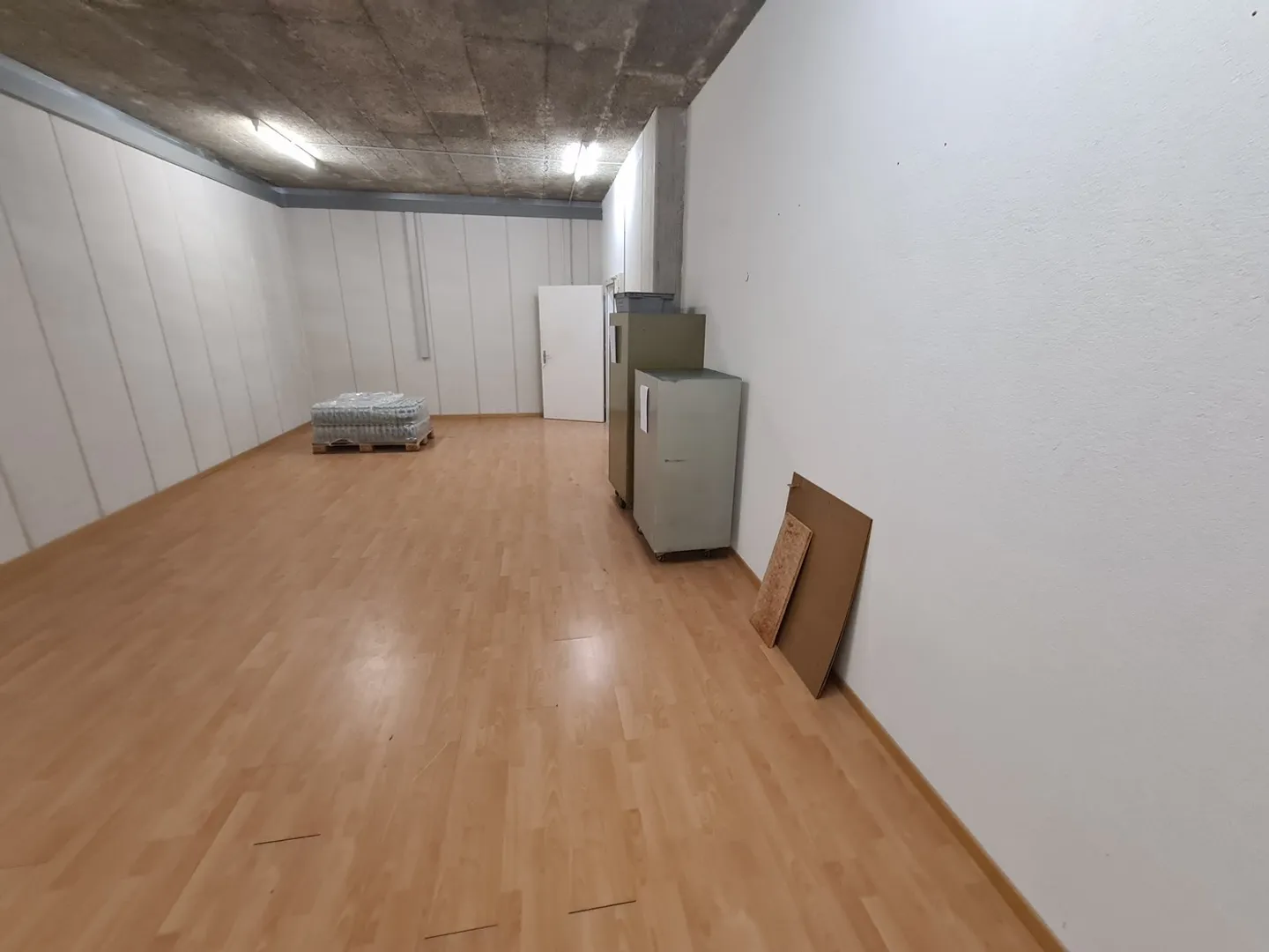 Spazi per uffici attraenti – Migliore posizione vicino all'aeroporto - Foto 11 di 14