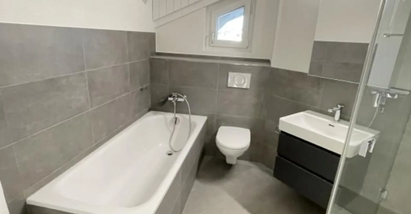 Charming attic apartment! - Photo 4 of 10