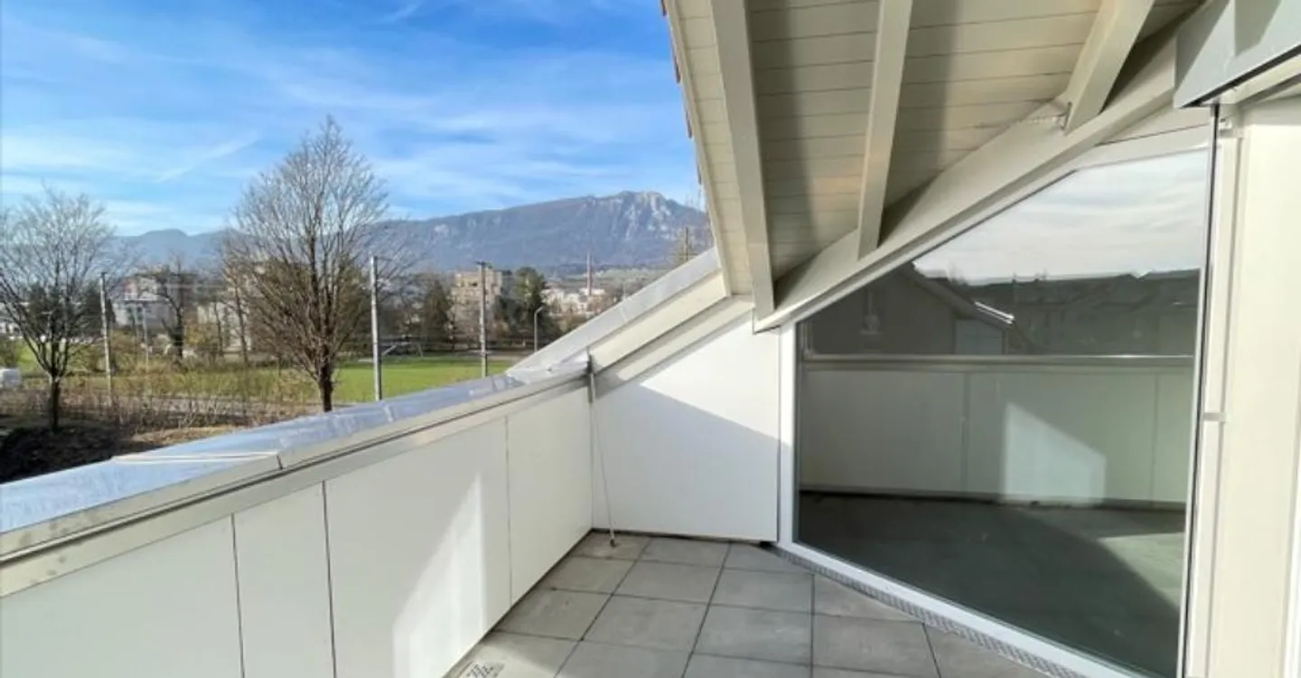 Charming attic apartment! - Photo 10 of 10