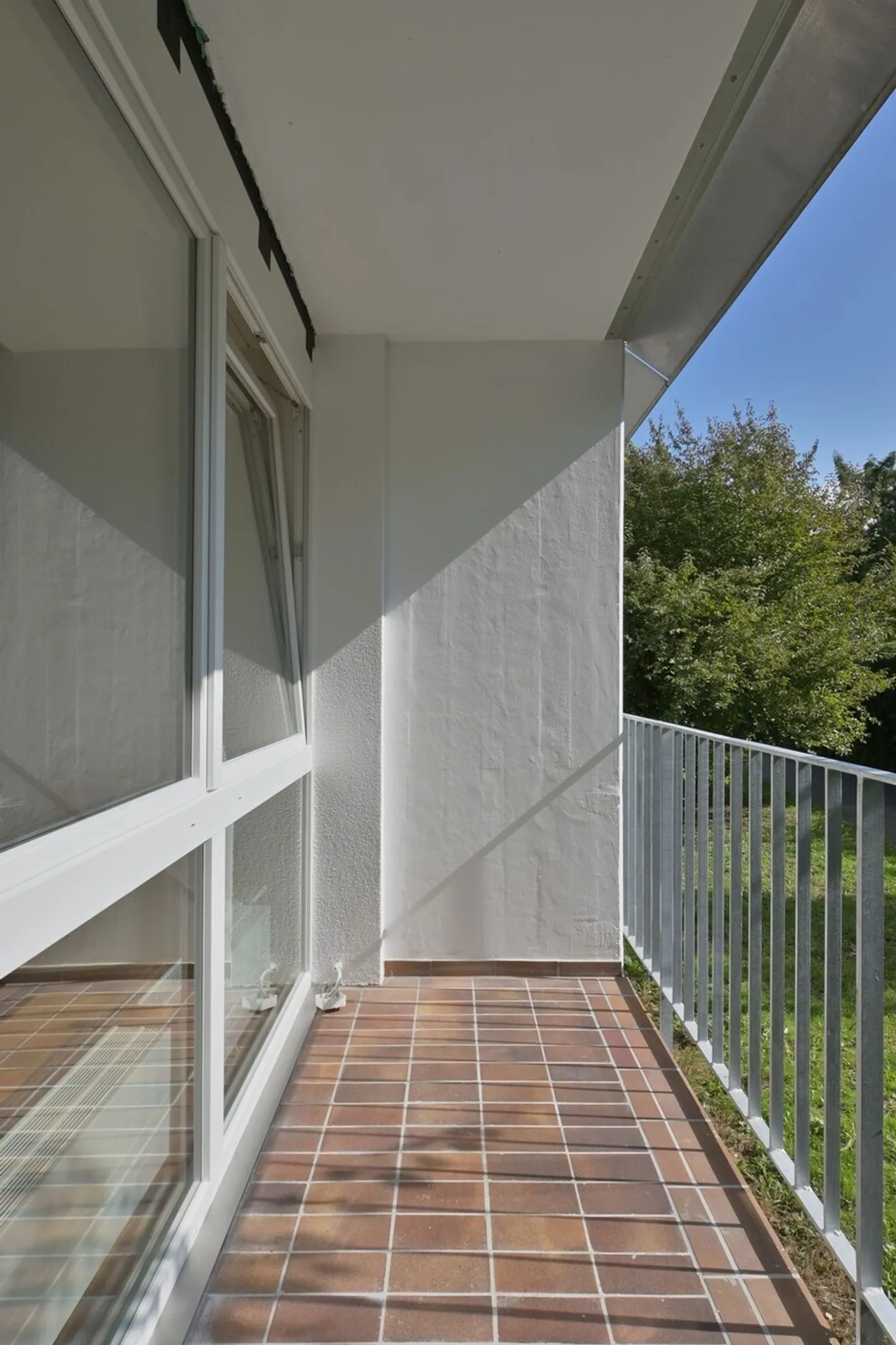 Première location après rénovation partielle - Votre nouvel appartement au cœur de Bâle - Photo 4 sur 6