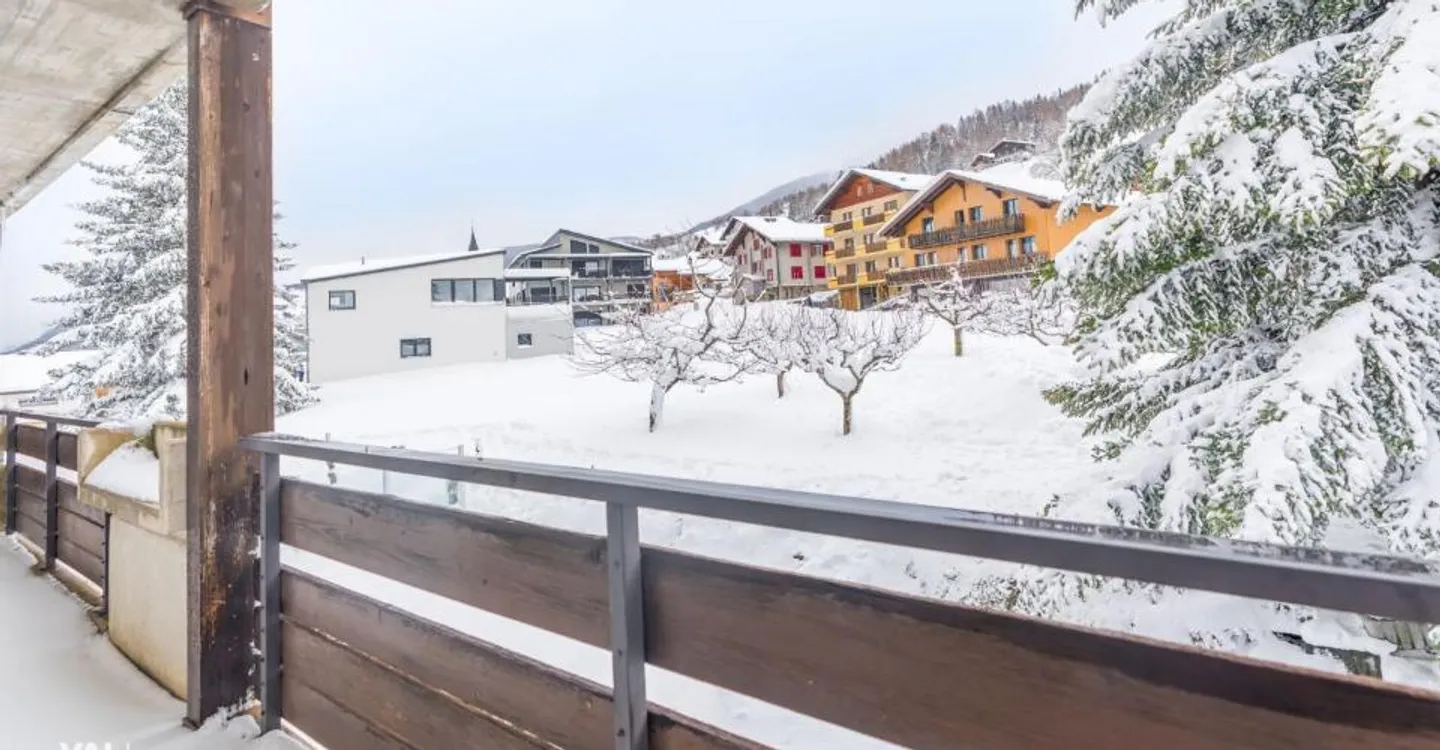 Spacious 4.5-room apartment in Eischoll - furnished, sunny location with two balconies - Photo 10 of 12