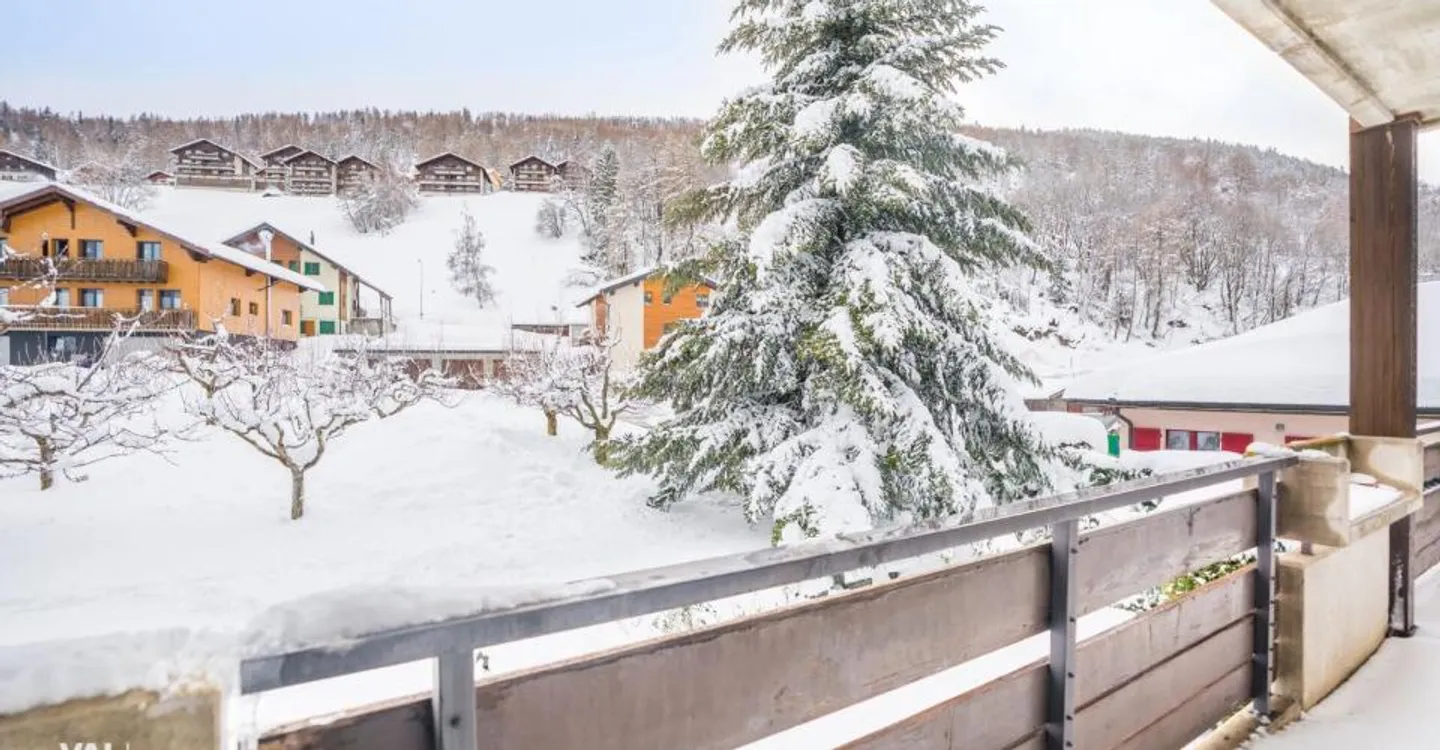 Spacious 4.5-room apartment in Eischoll - furnished, sunny location with two balconies - Photo 12 of 12