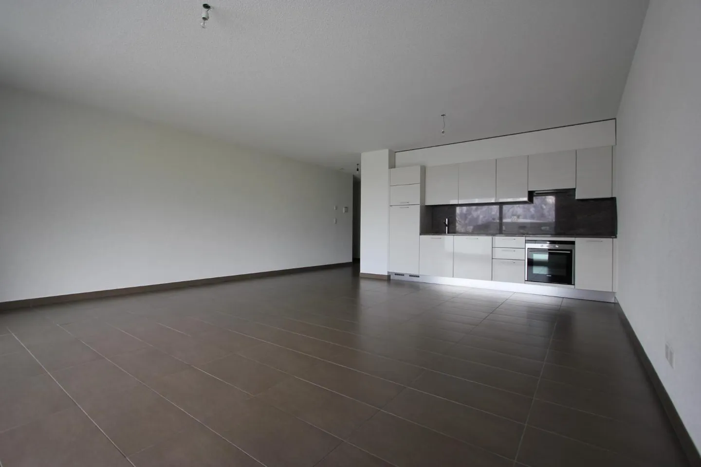 Charmant appartement 3.5 pièces - Photo 2 sur 9