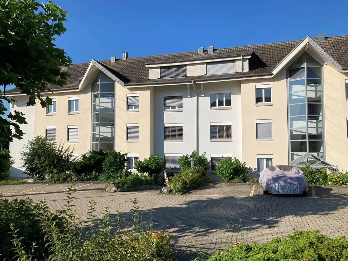 Appartamento moderno 4.5 stanze - Foto 1 di 7